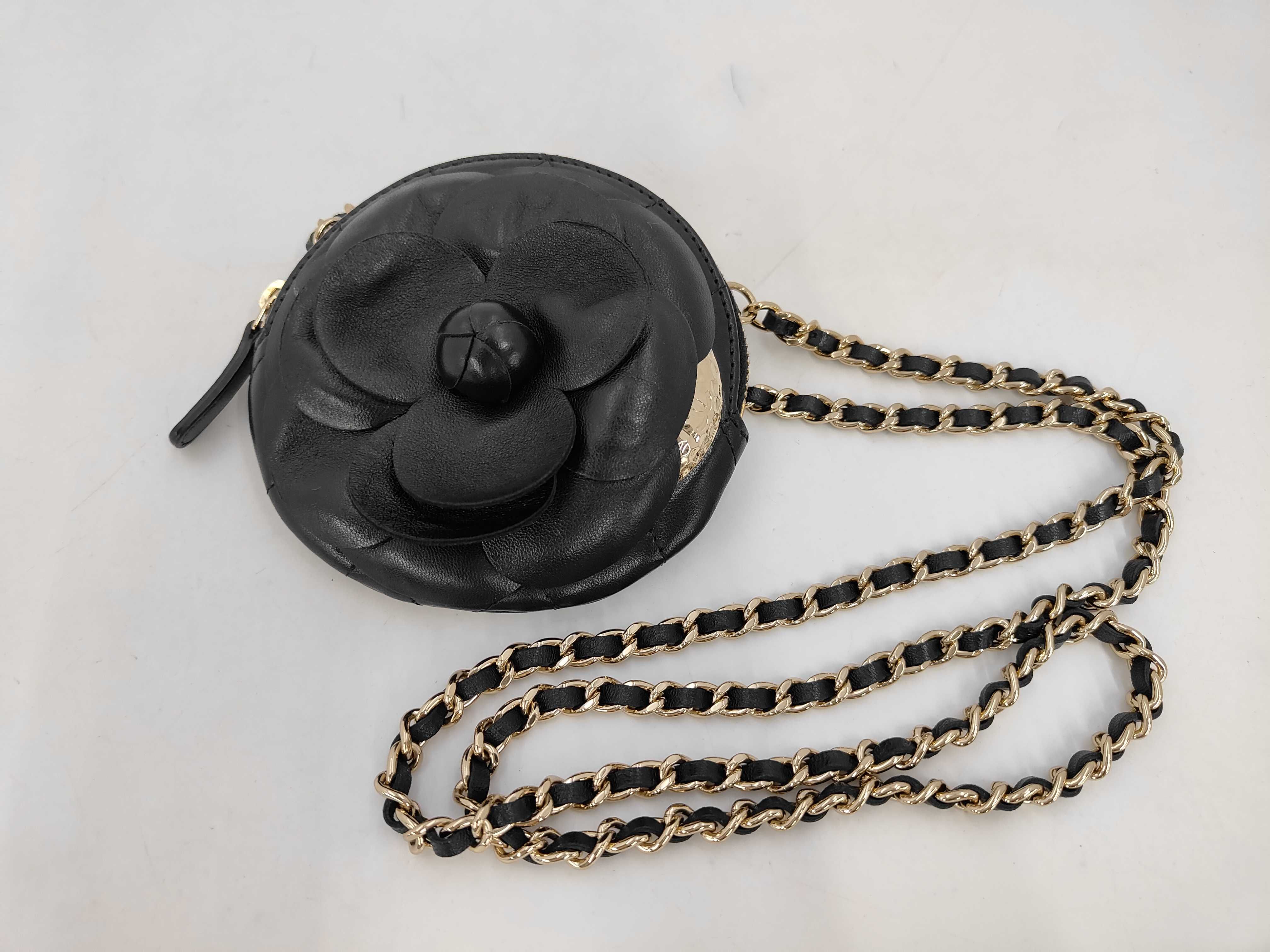 chain shoulder bag