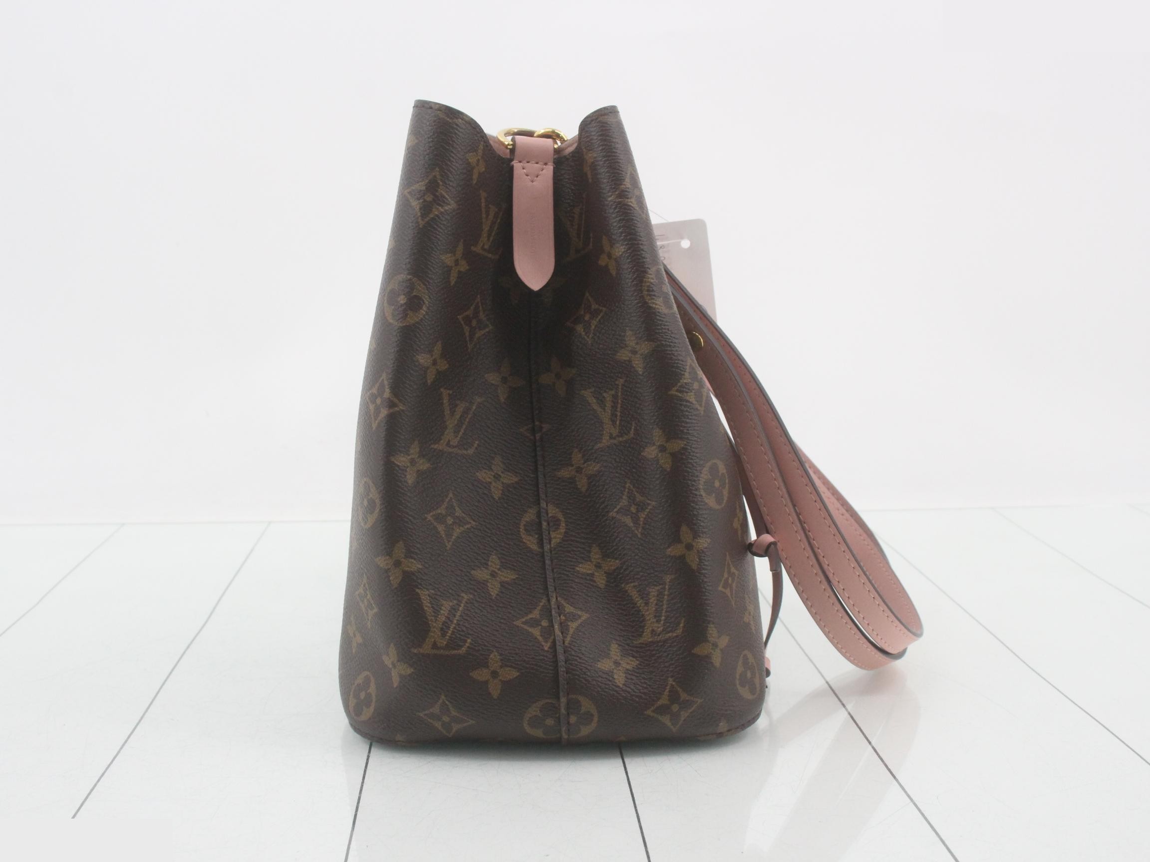 Monogram NeoNoe Rose Poudre Shoulder Bag — view 4