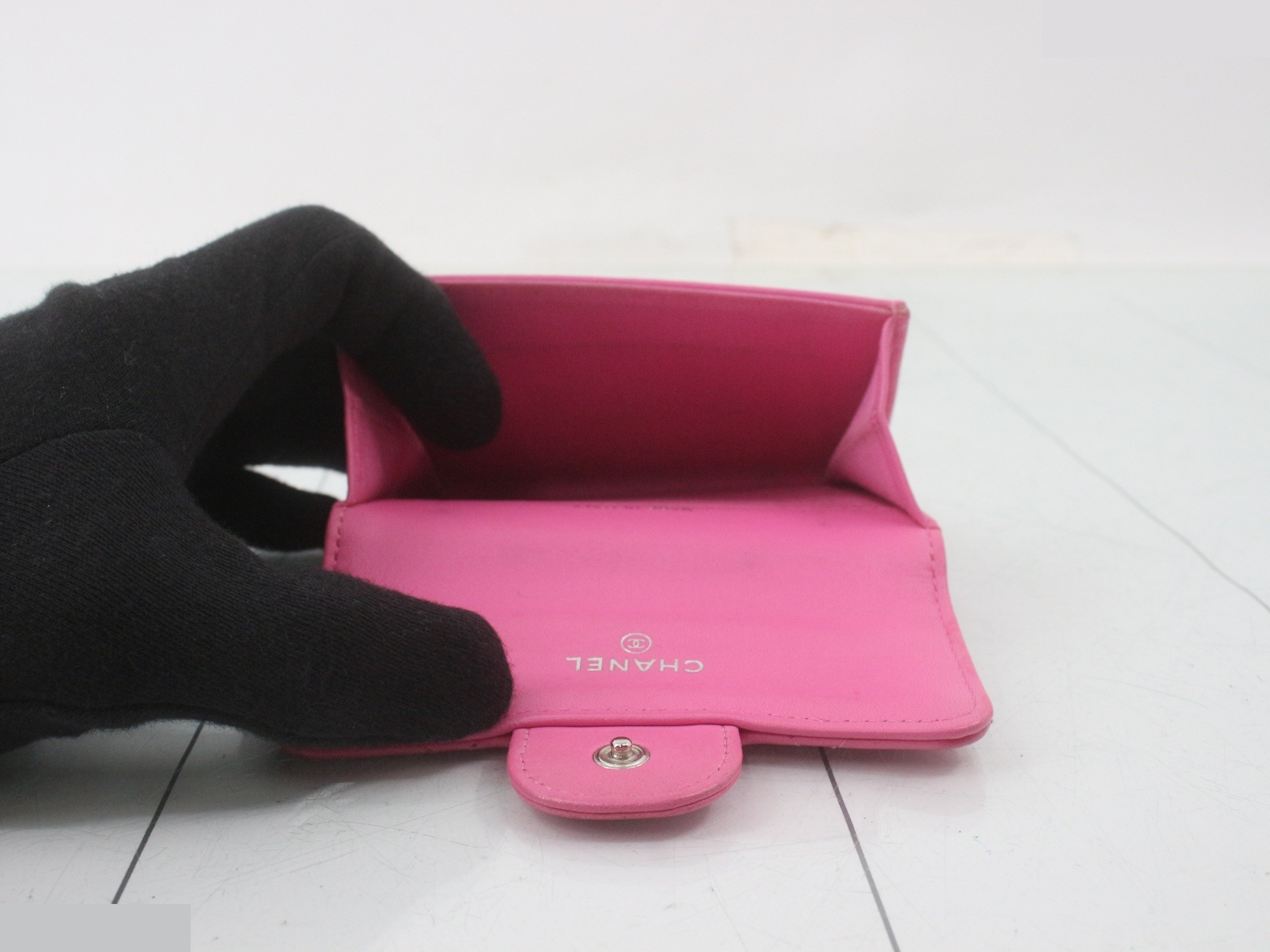 Matelassé lambskin card case/business card holder, pink, silver hardware — view 4