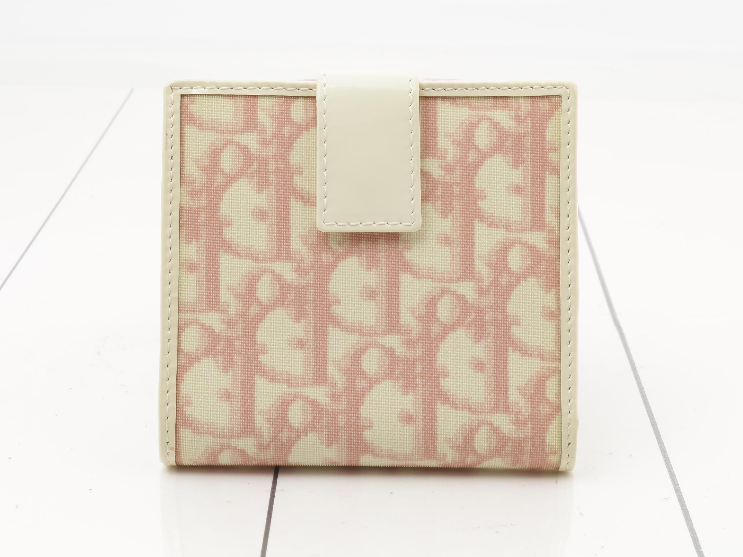 Trotter No. 1 Bi-fold Wallet, White/Pink — view 2
