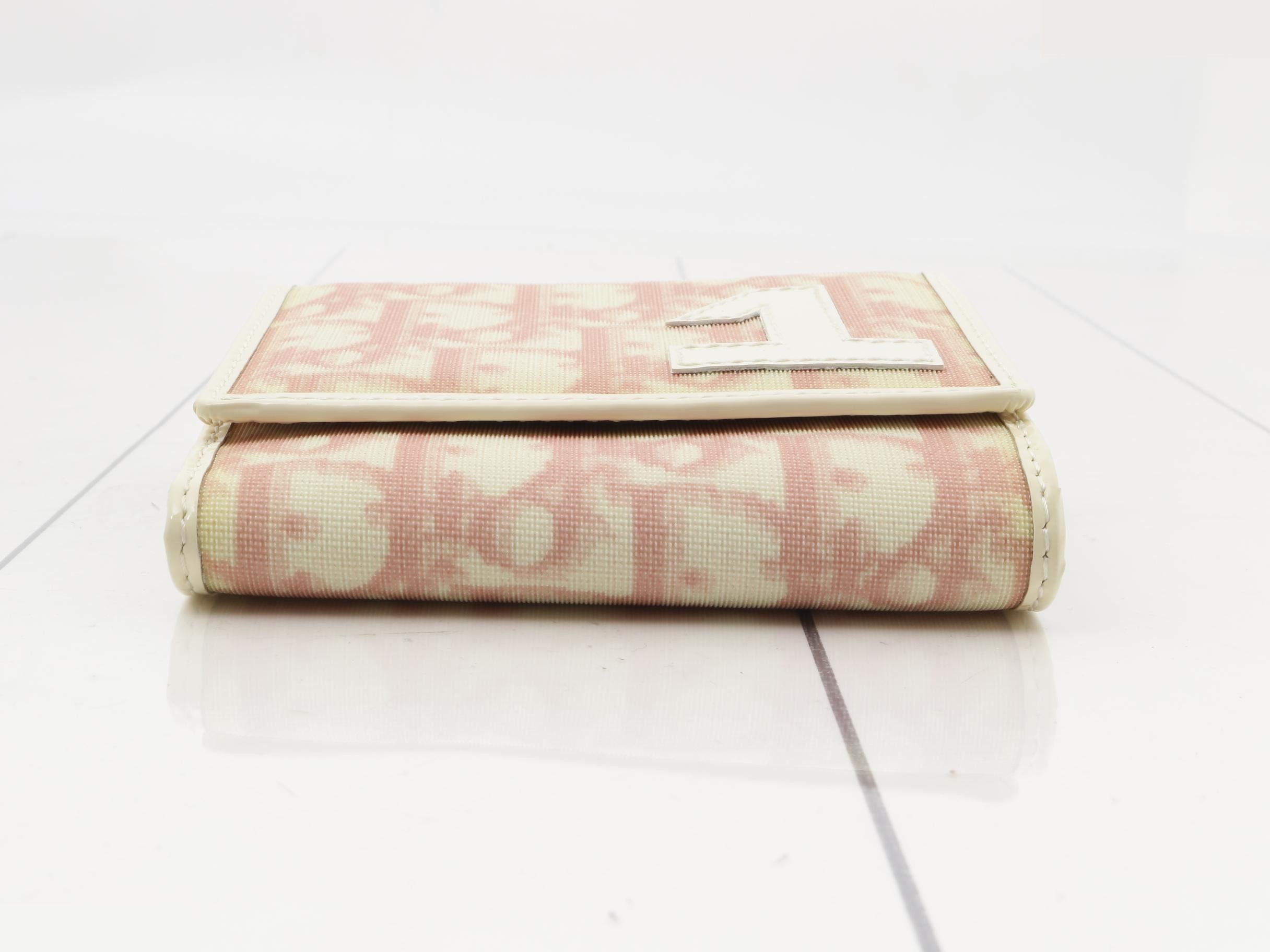 Trotter No. 1 Bi-fold Wallet, White/Pink — view 3