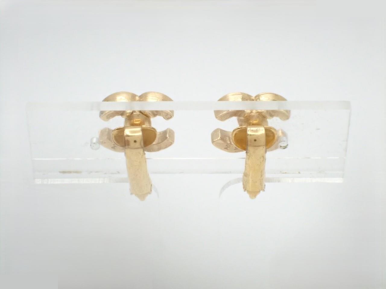 Earrings here mark gold — view 2