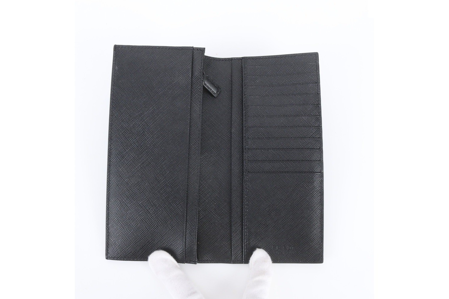 Saffiano leather long wallet, bi-fold wallet — view 6