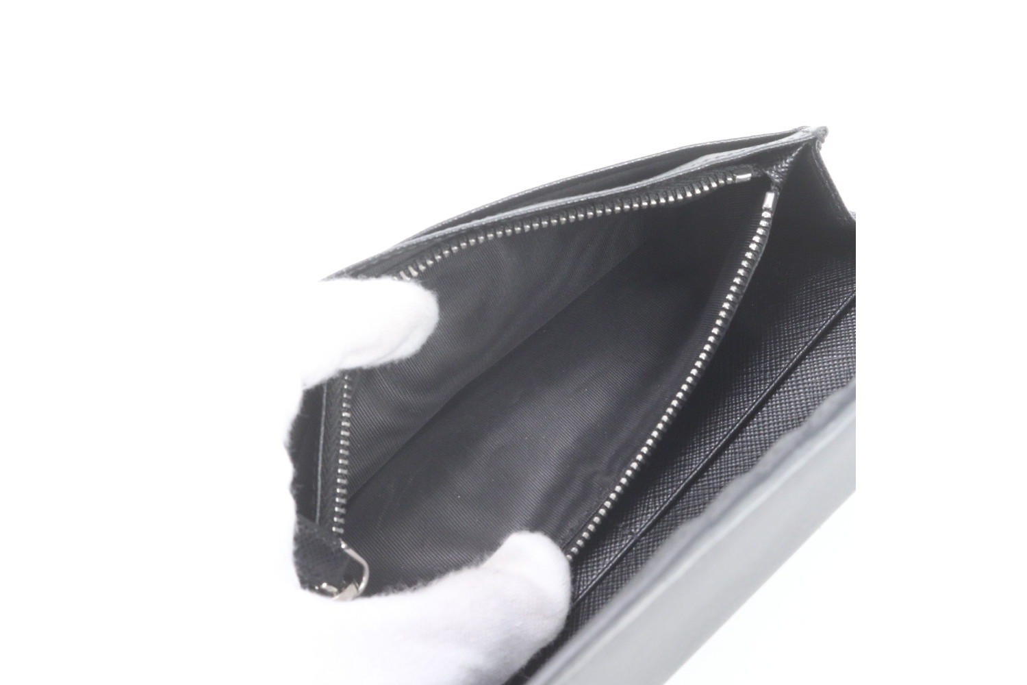 Saffiano leather long wallet, bi-fold wallet — view 10