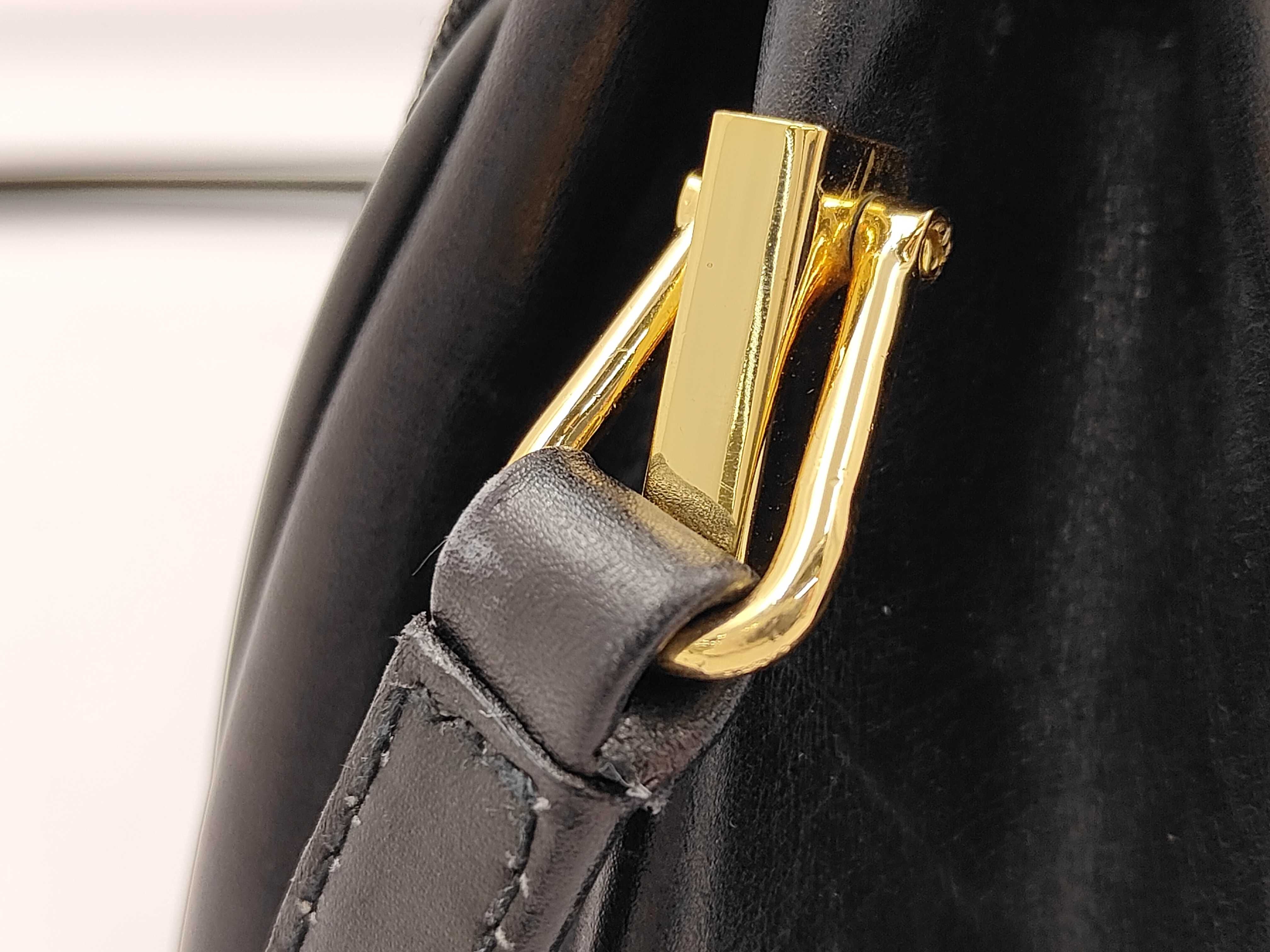 GG Shoulder Bag — view 5