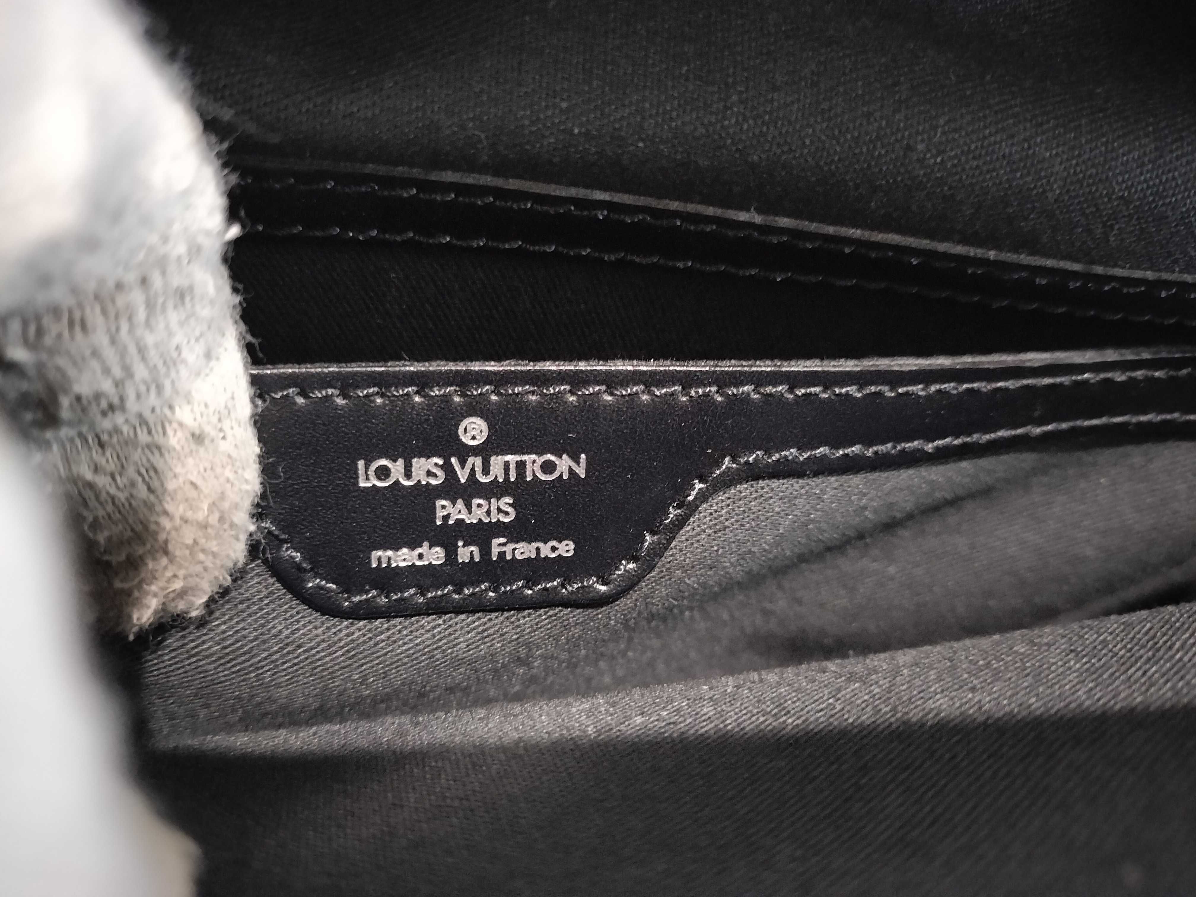 Taiga Reporter PM Shoulder Bag — view 12
