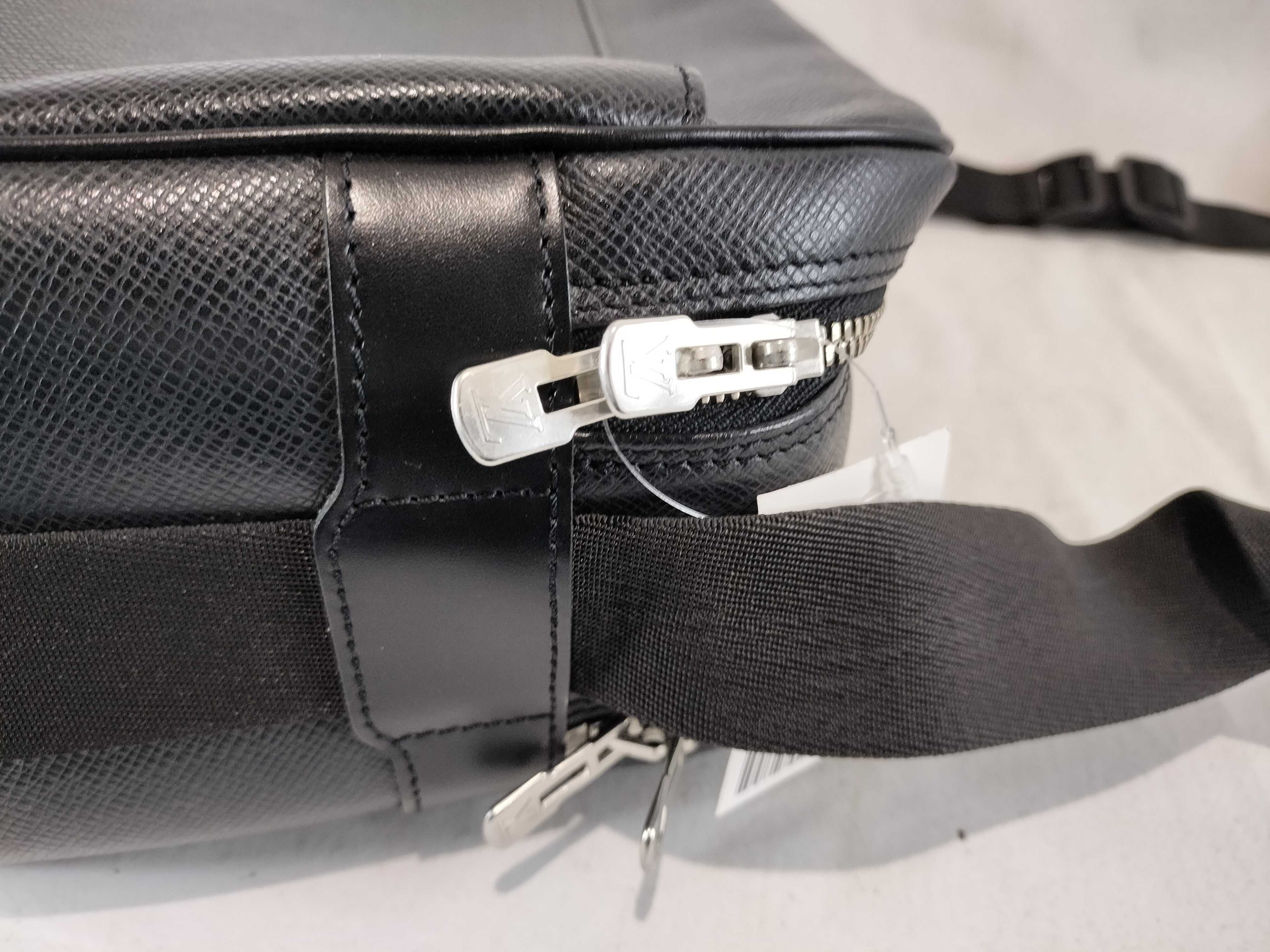 Taiga Reporter PM Shoulder Bag — view 6
