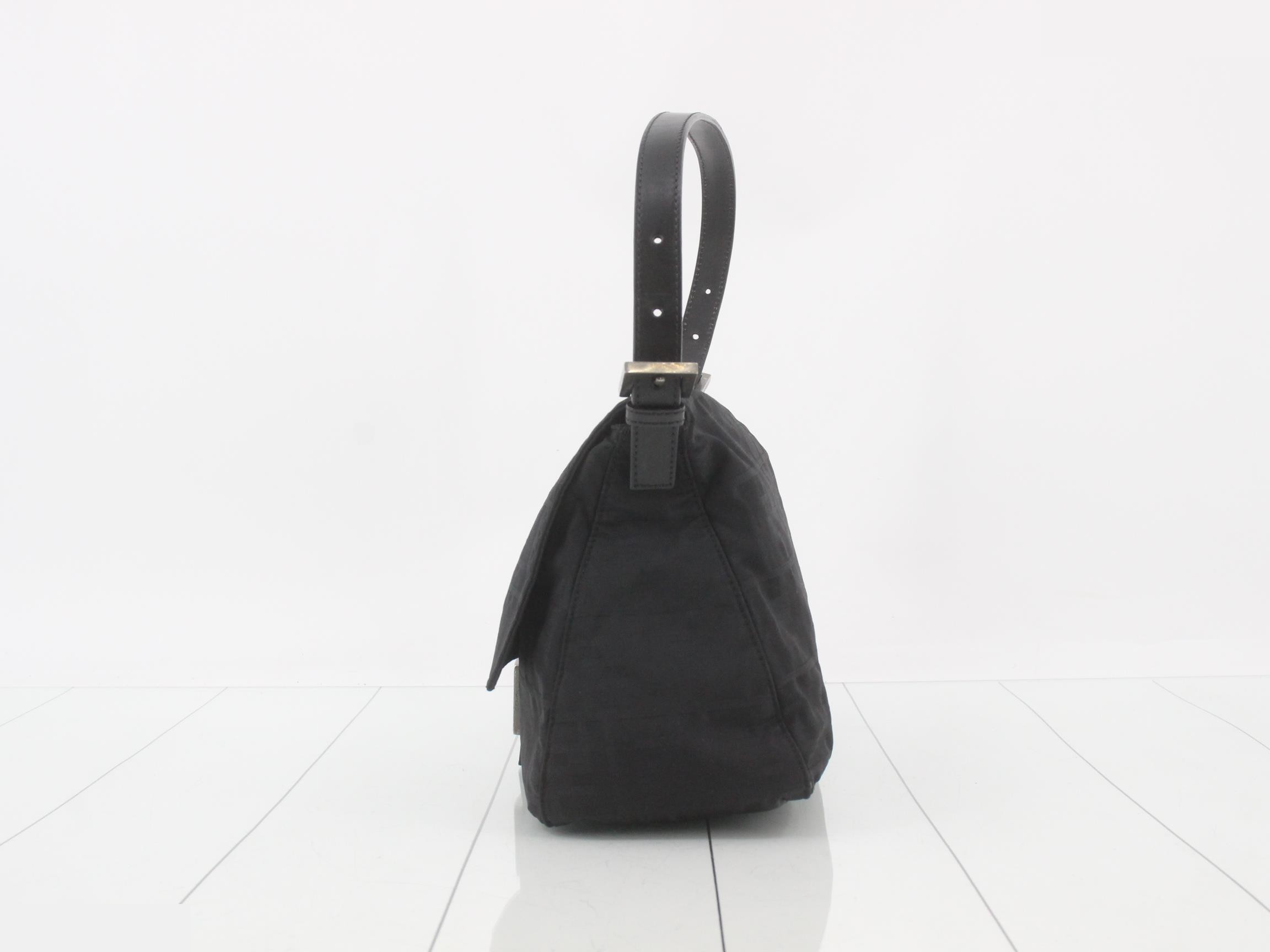 Baguette Shoulder Bag - Mamma Baguette - Zucca Pattern - One-Shoulder Bag — view 3
