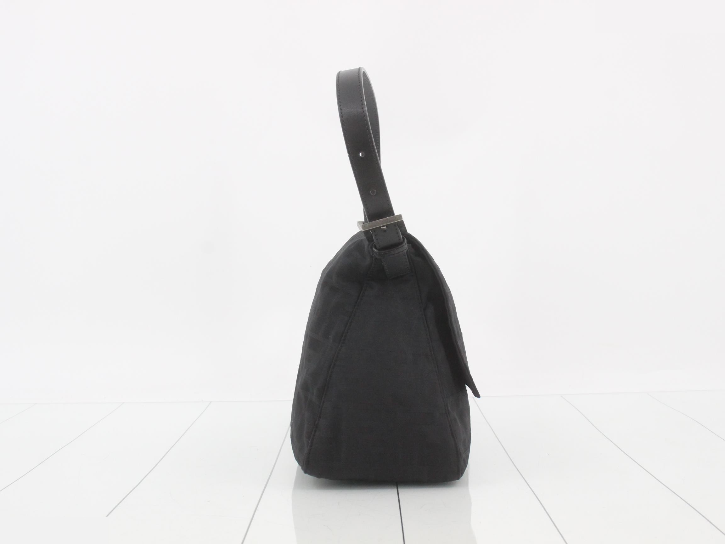 Baguette Shoulder Bag - Mamma Baguette - Zucca Pattern - One-Shoulder Bag — view 4
