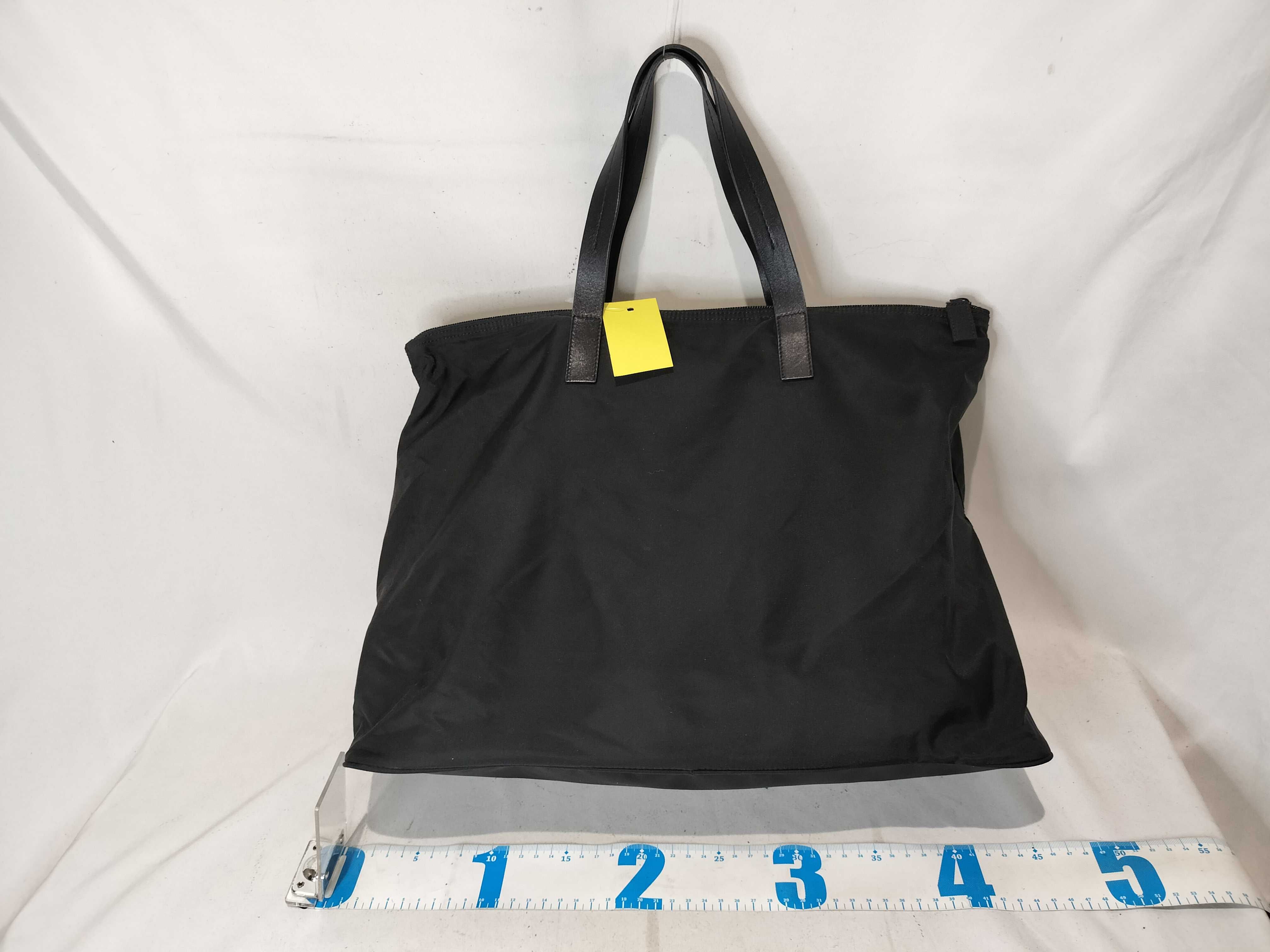 handbag — view 3