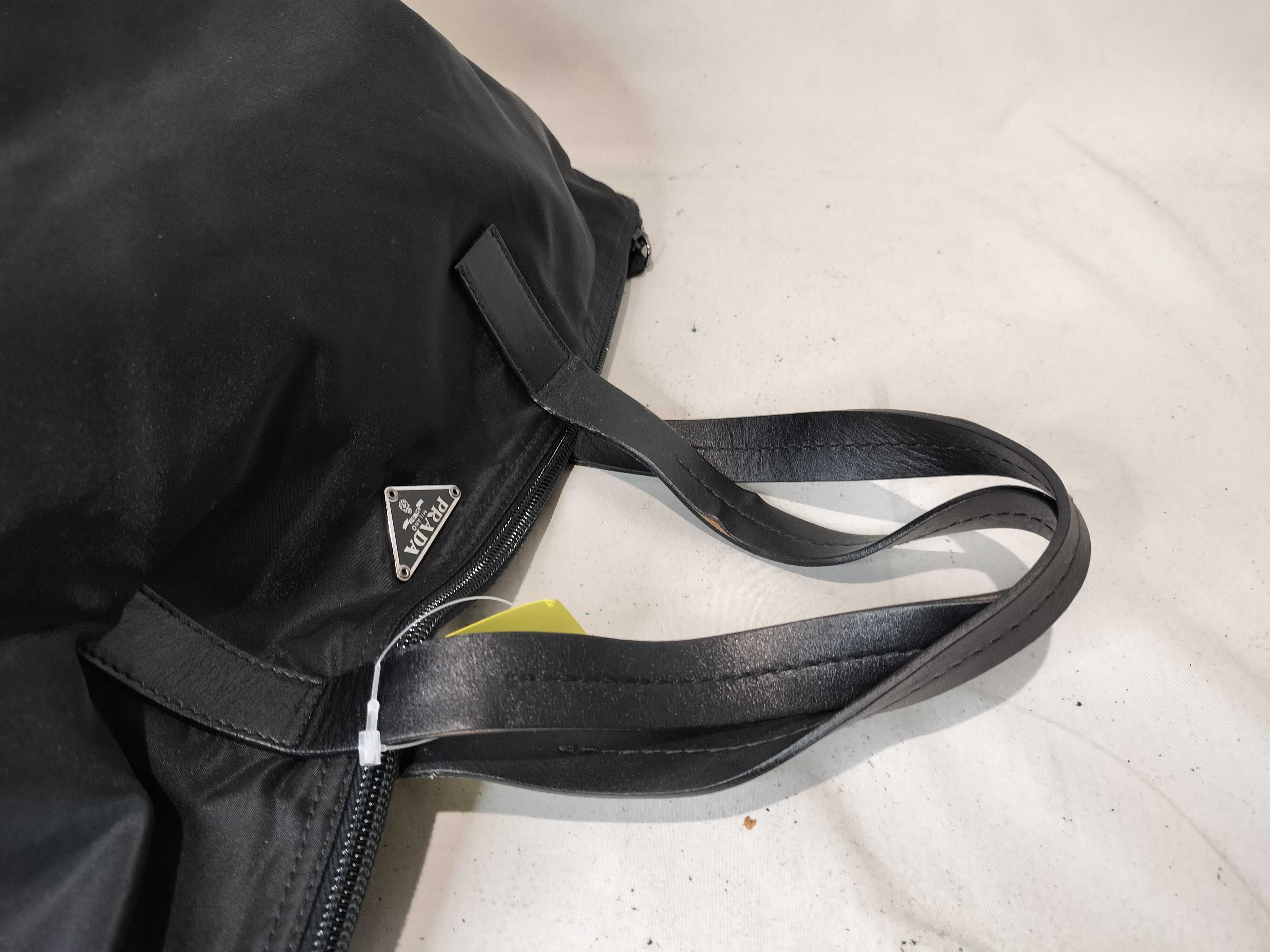 handbag — view 4