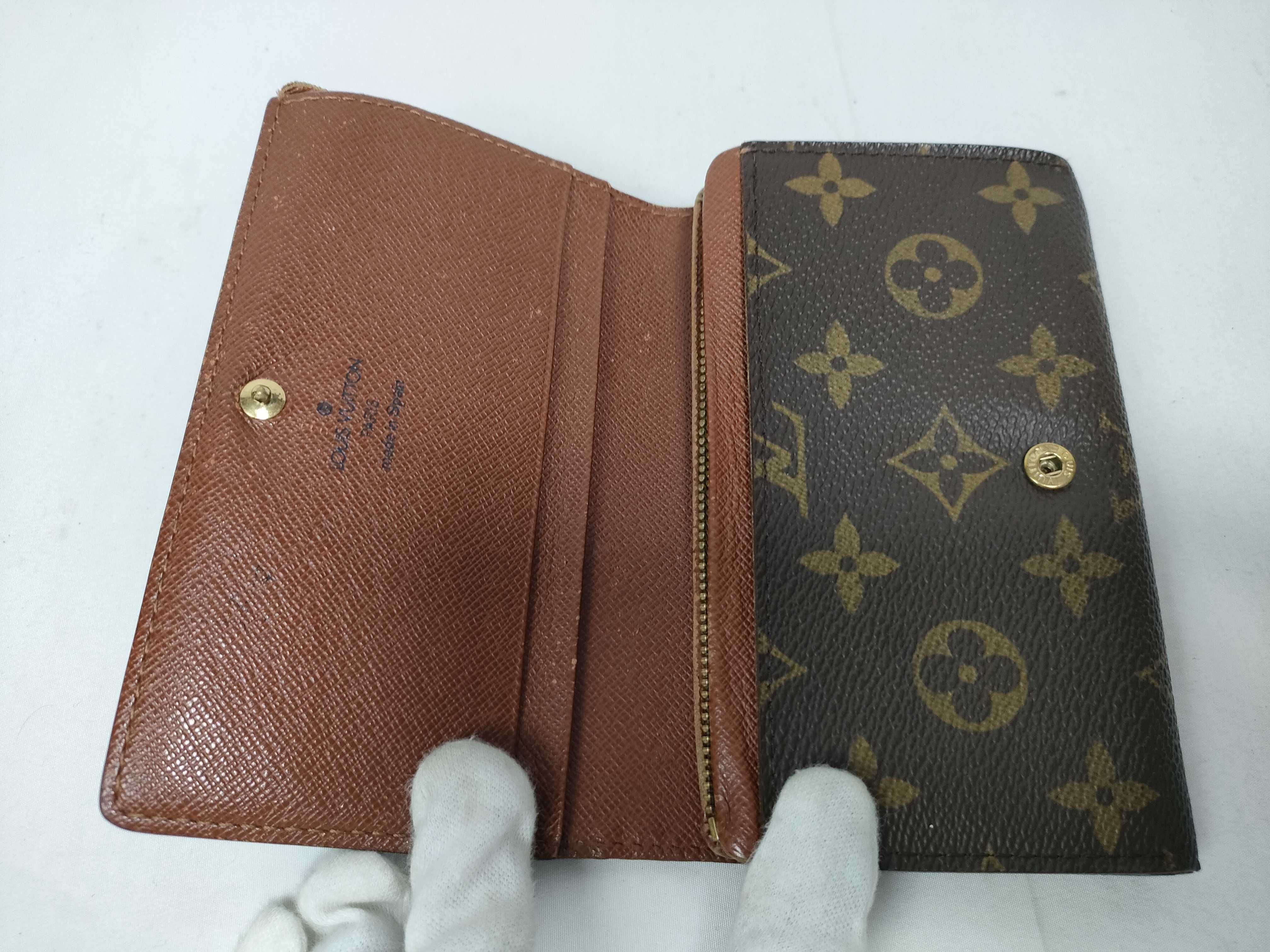 Monogram Louis Vuitton Portemonnaie Billet Trésor Folding Wallet — view 8