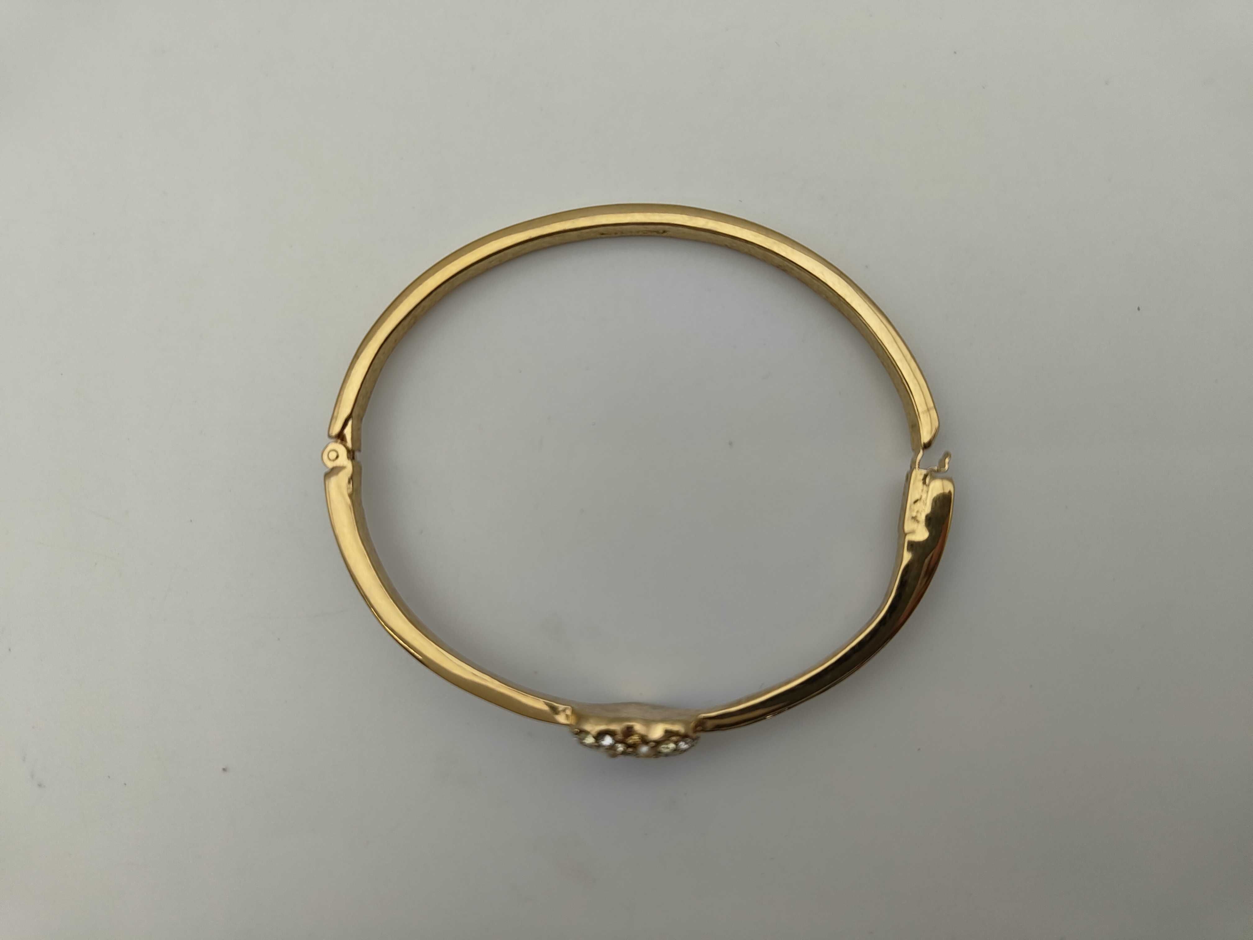 Heart Rhinestone Gold Bangle Bracelet (Bracelet/Bangle) — view 2
