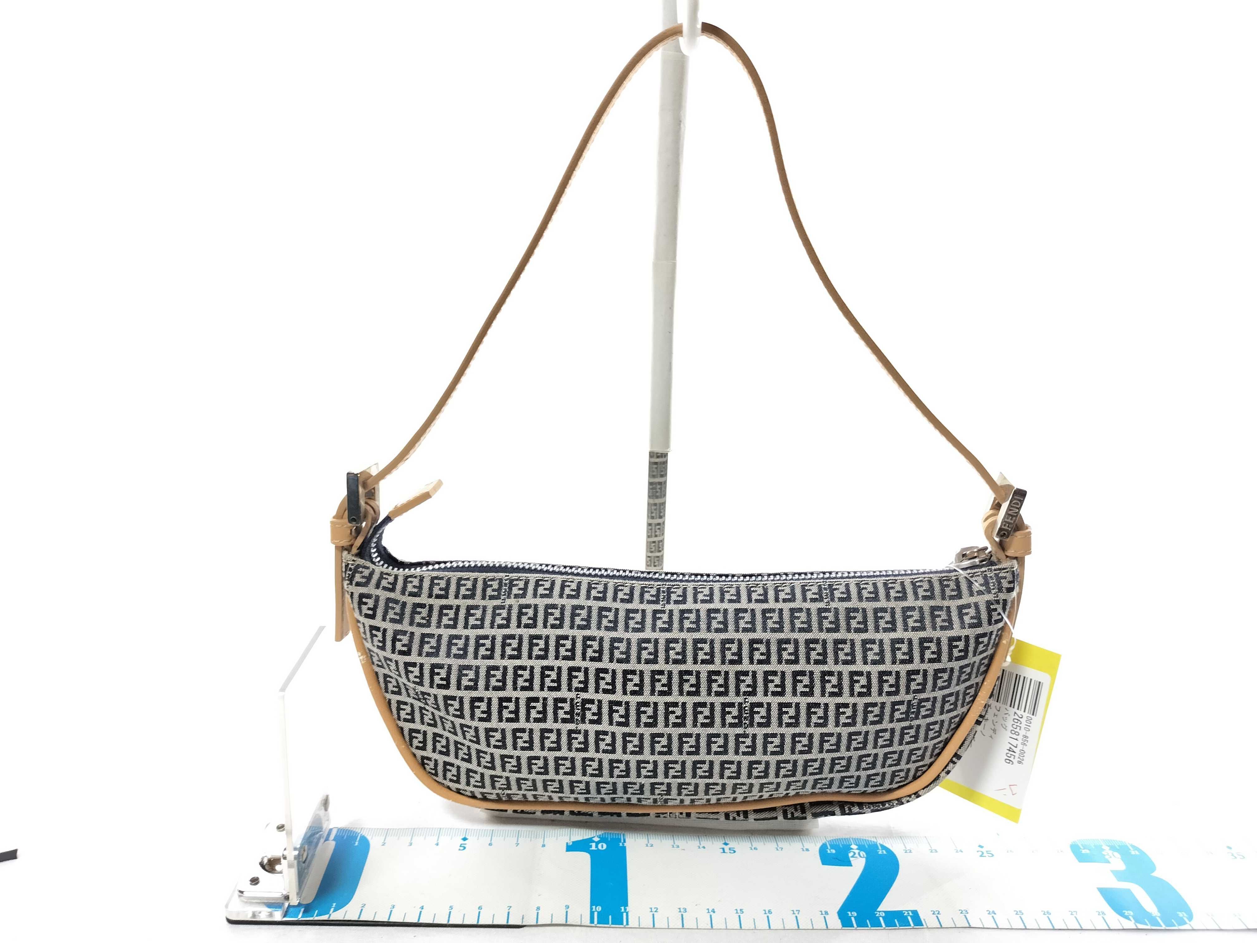 Zucchino Shoulder Bag — view 2