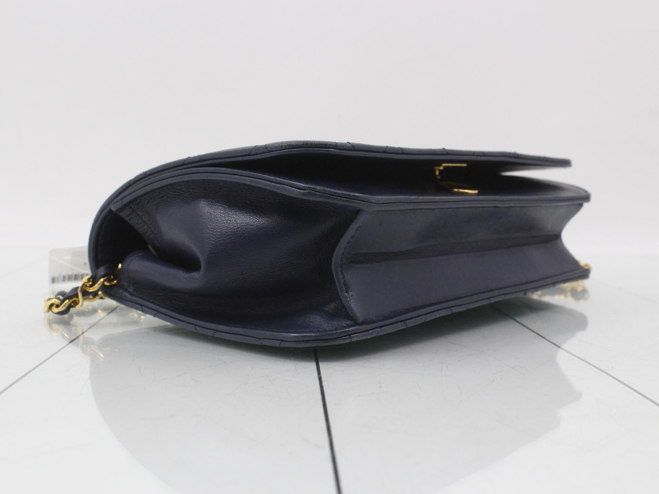 Matelassé Shoulder Bag — view 5