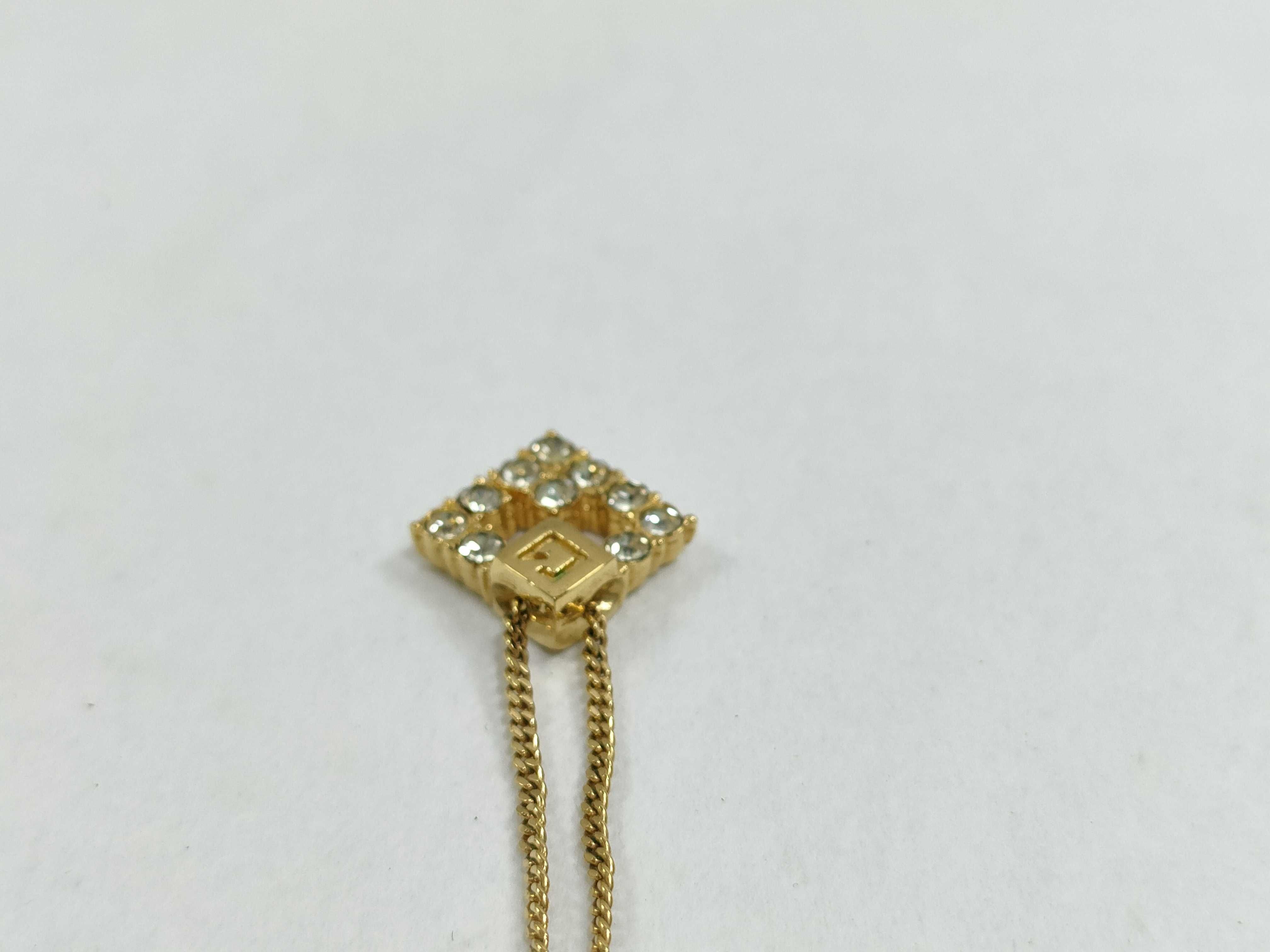 necklace — view 4