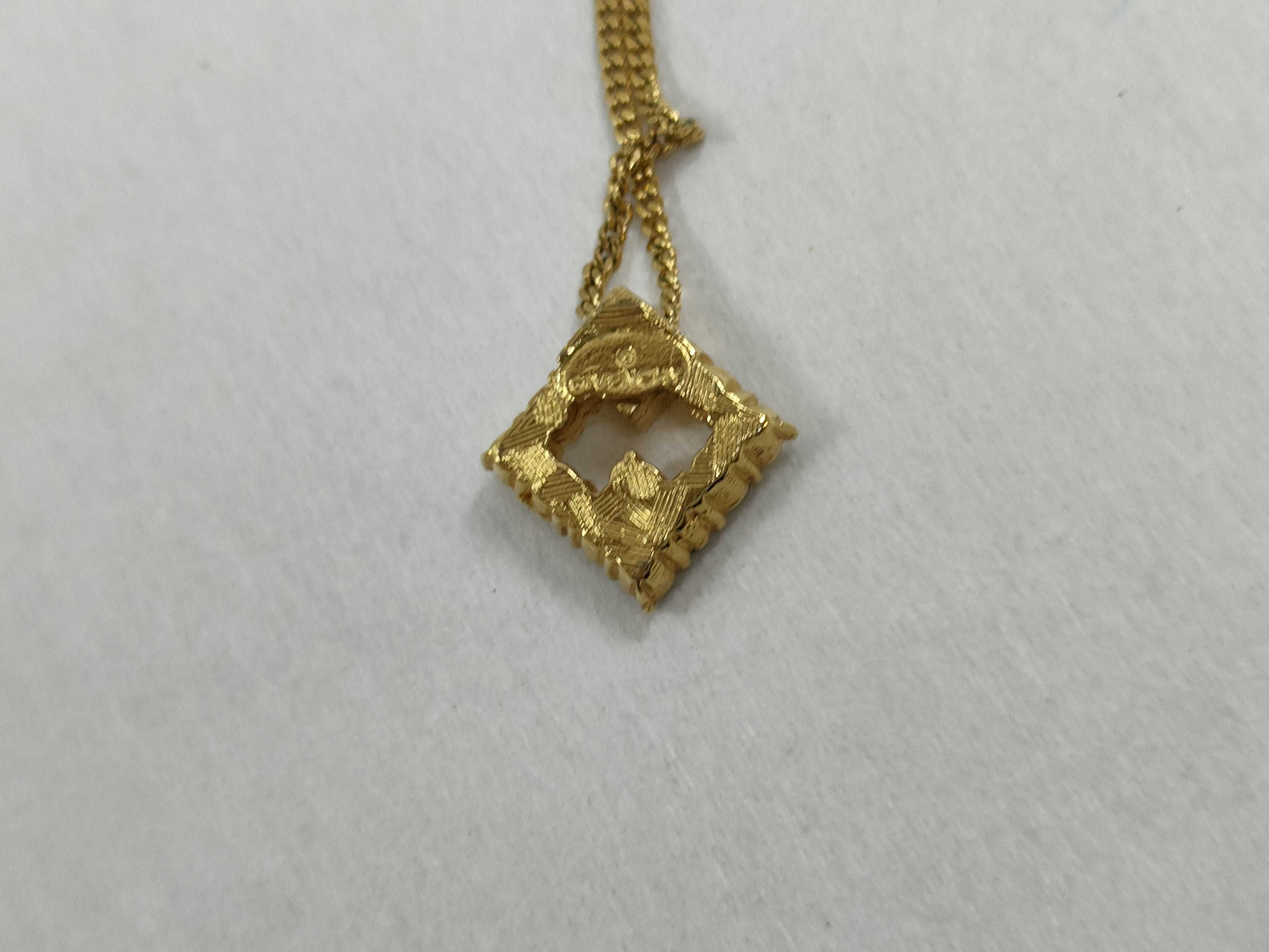 necklace — view 9