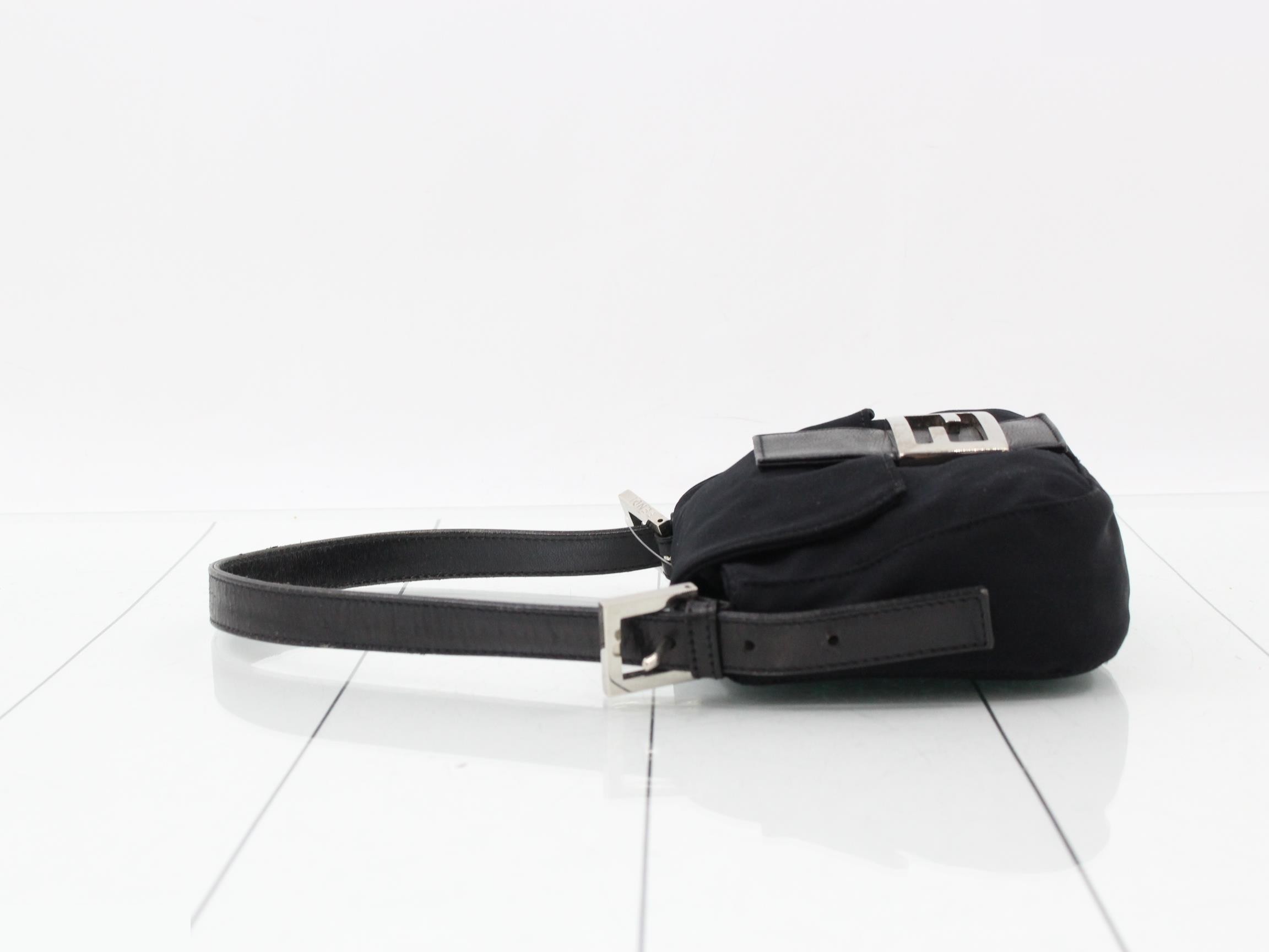 Mamma Bucket Handbag — view 4