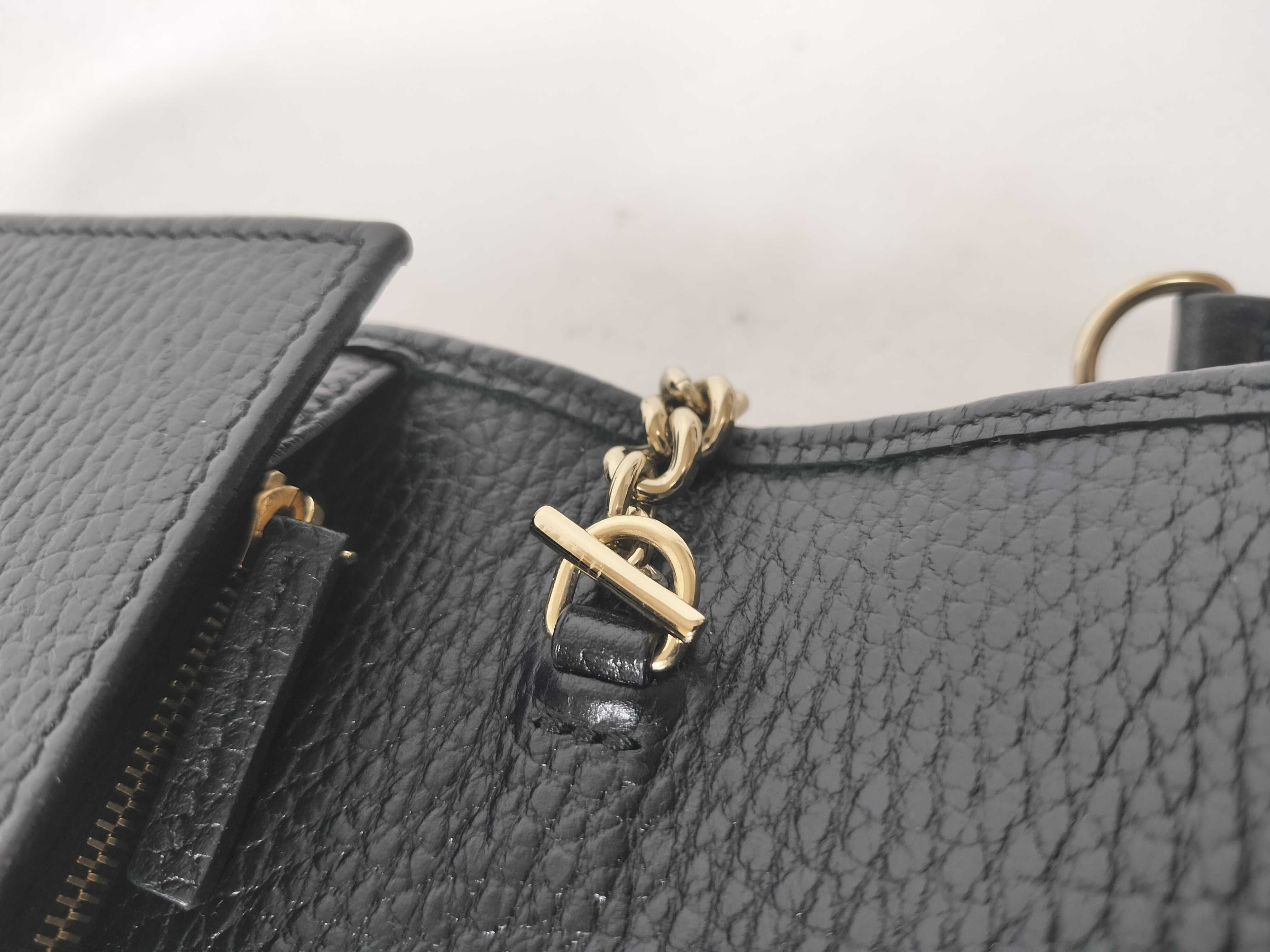 GG Black Chain Shoulder Bag with Gold Hardware, GG Chain Wallet, Interlocking Shoulder Bag — view 5