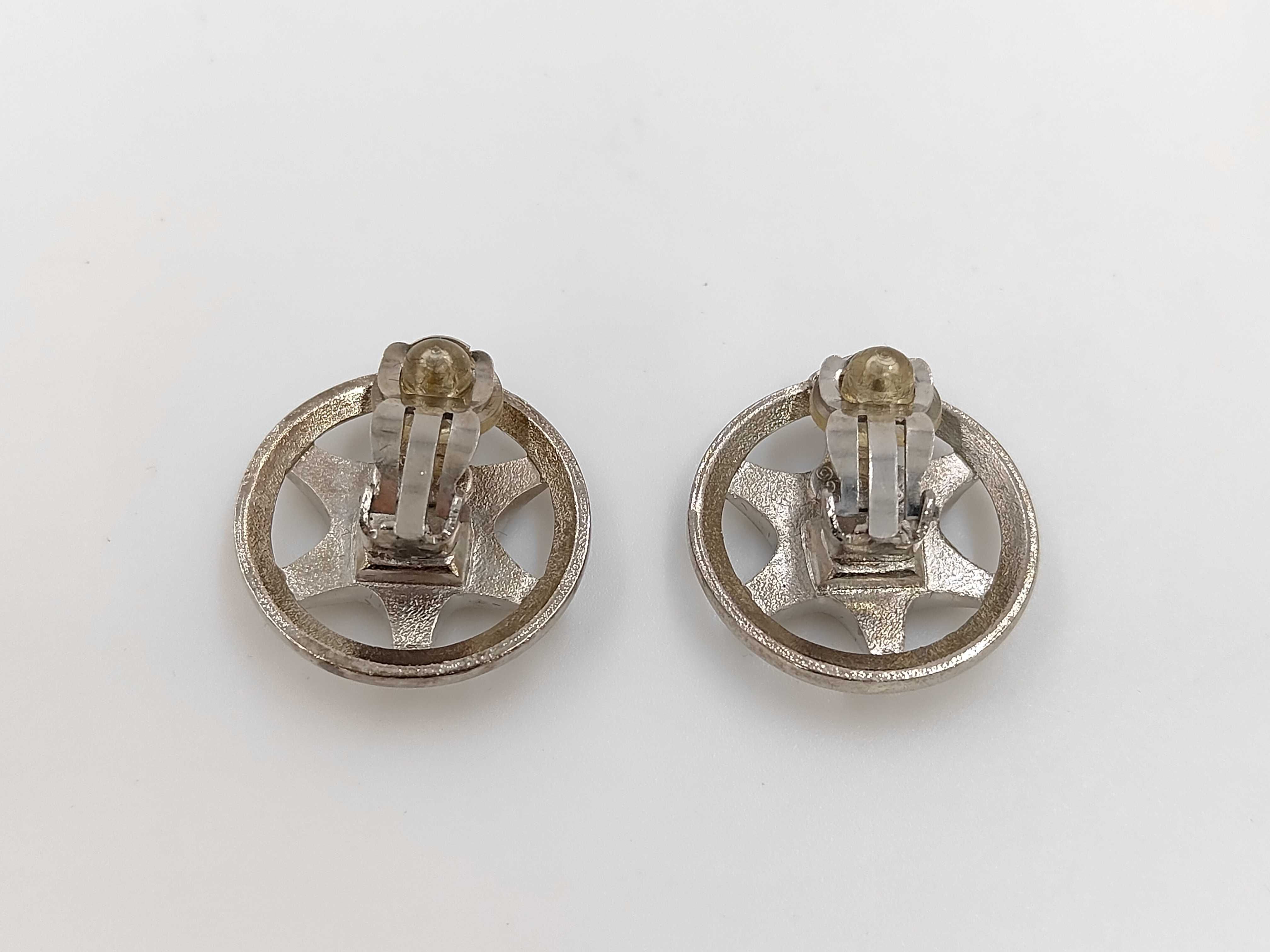 earrings — view 2