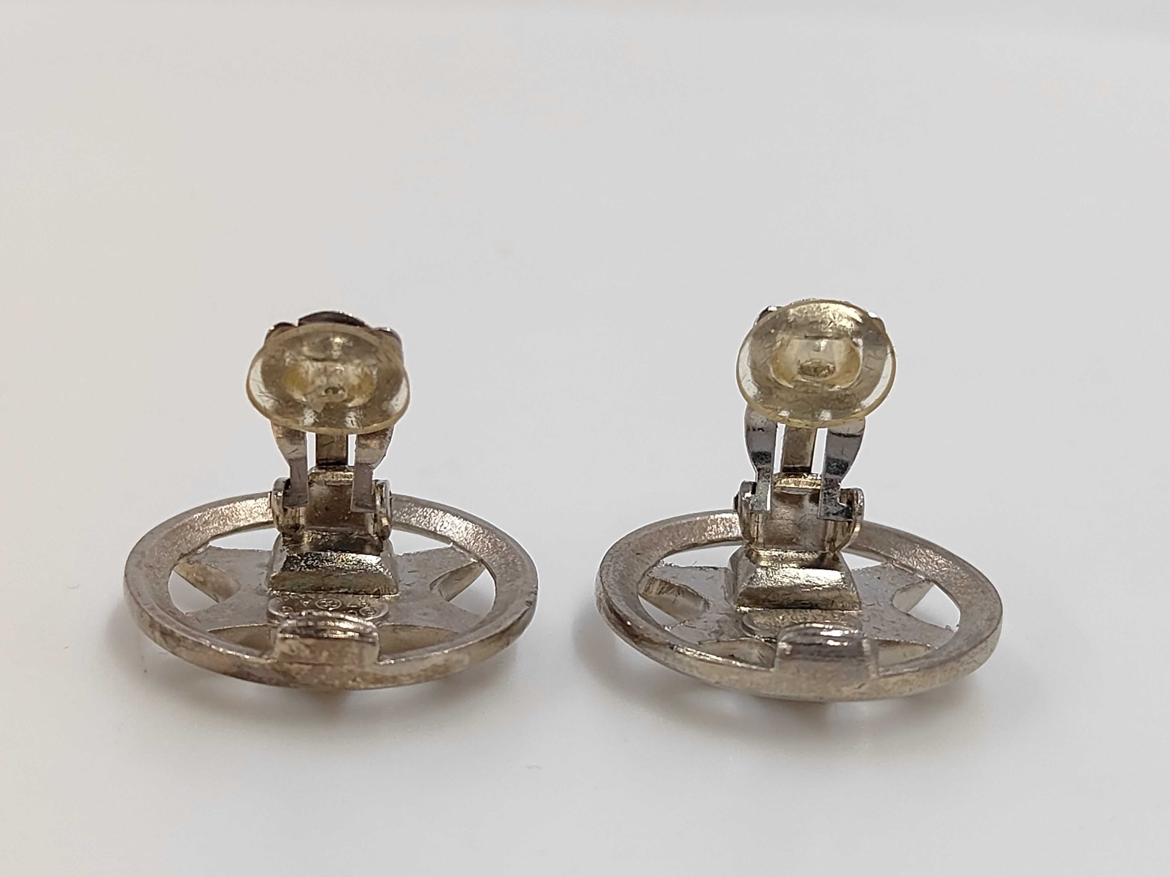 earrings — view 4