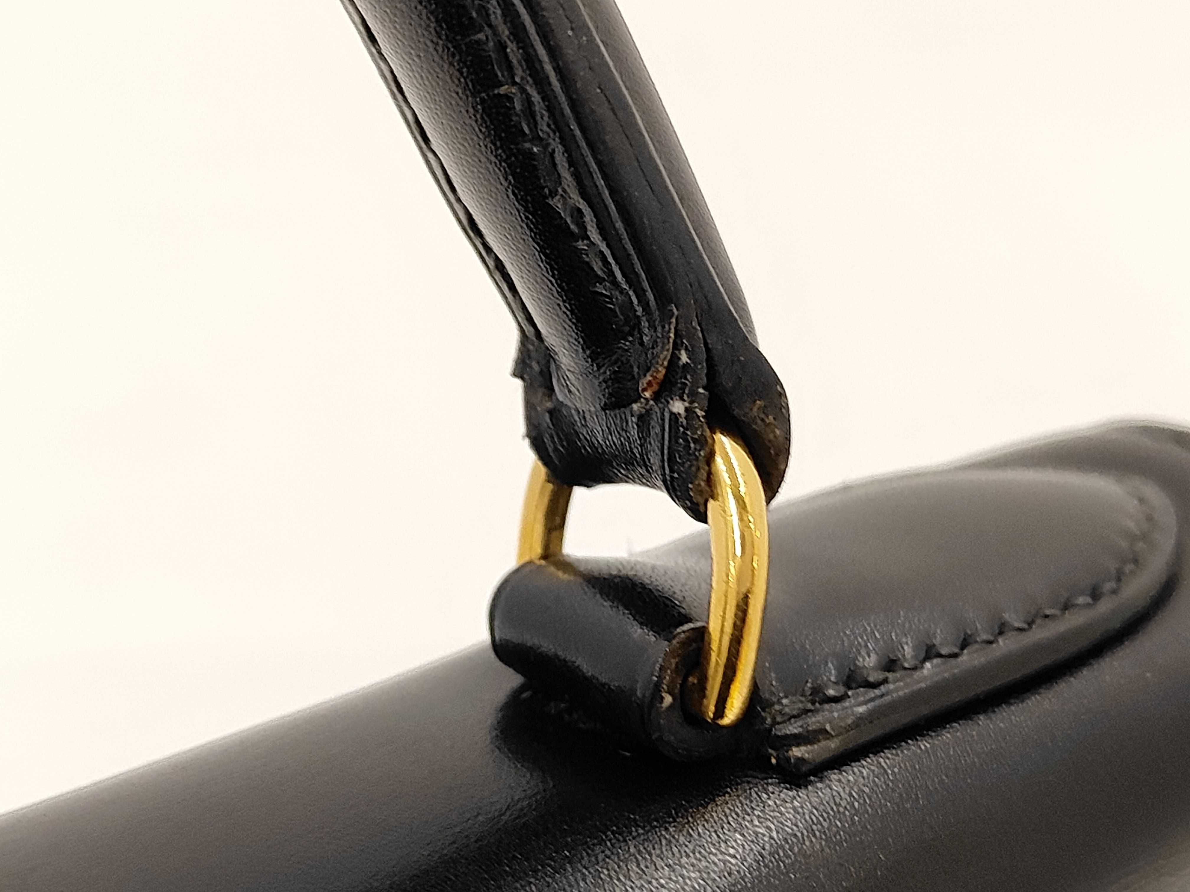 OP-00039 Hermes Kelly 28 Black Gold Hardware U Stamp Handbag — view 3