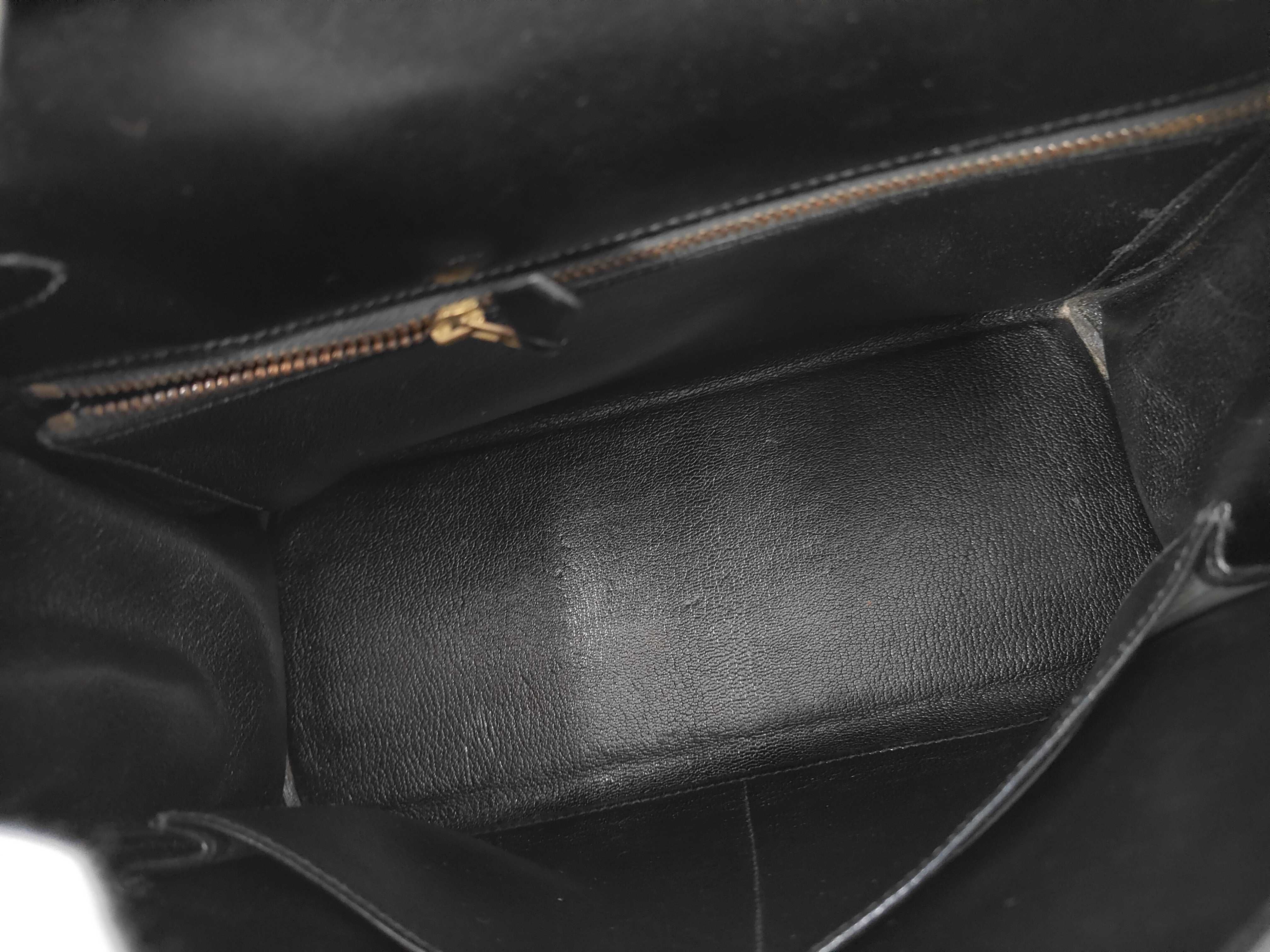 OP-00039 Hermes Kelly 28 Black Gold Hardware U Stamp Handbag — view 9