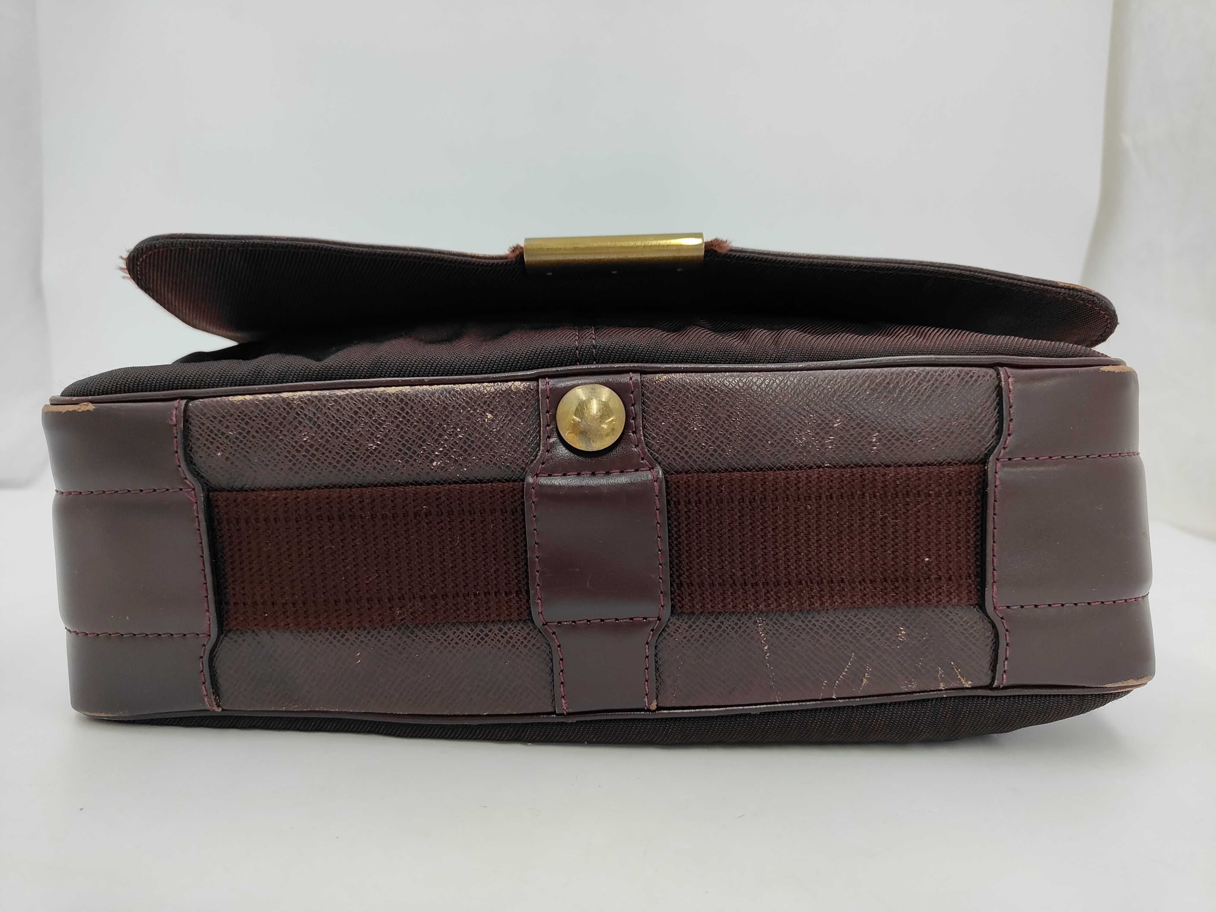 Taiga Victor Shoulder Bag — view 3