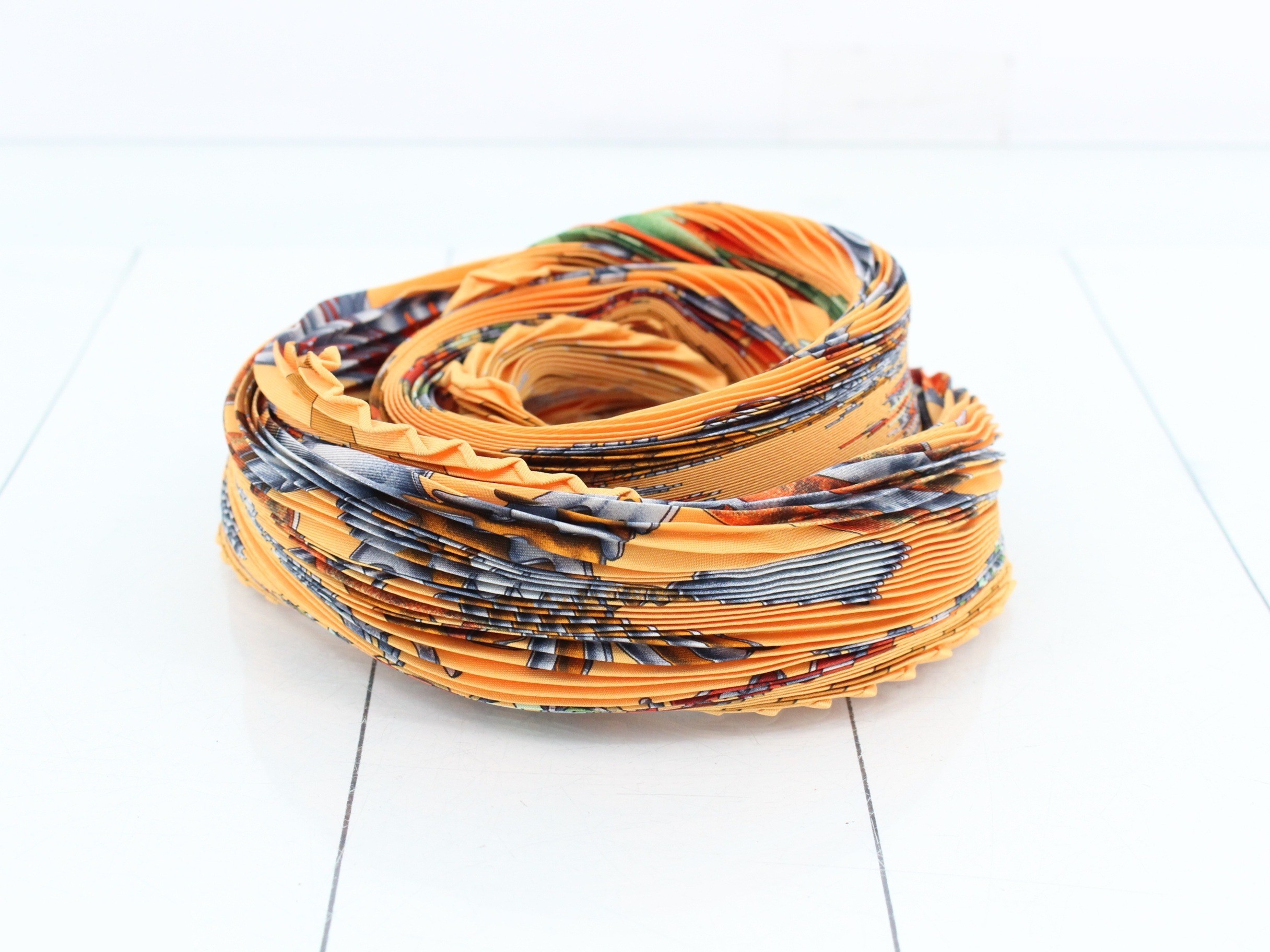 Carre 90 Scarf — view 2