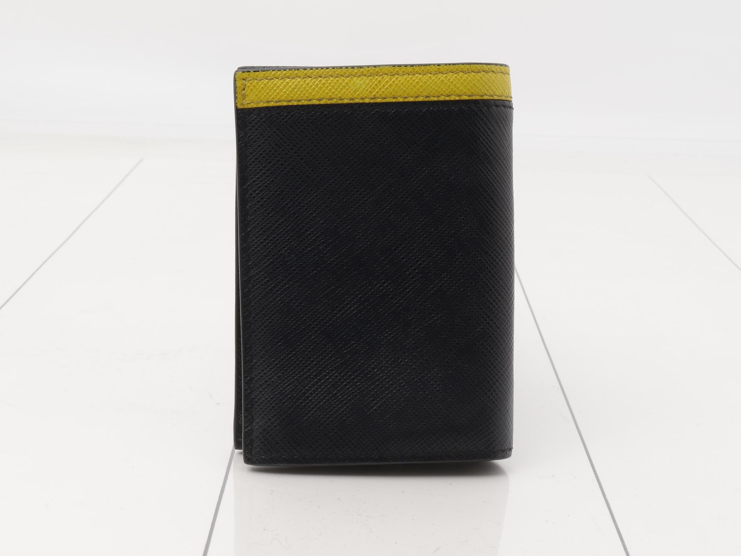 Other items: Bags, notebook covers, card cases, etc. — view 2