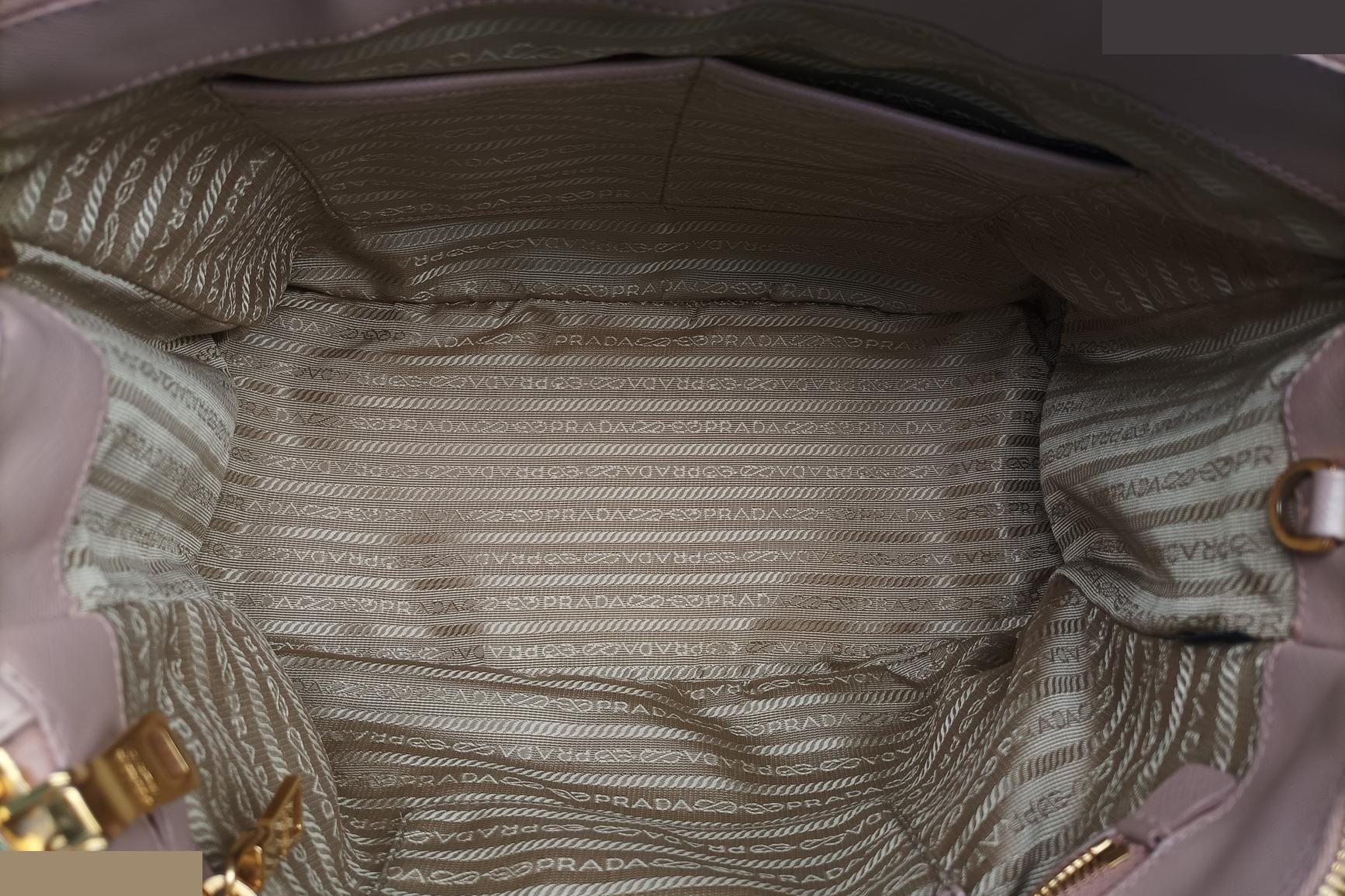 Galleria Saffiano Leather Pink — view 6