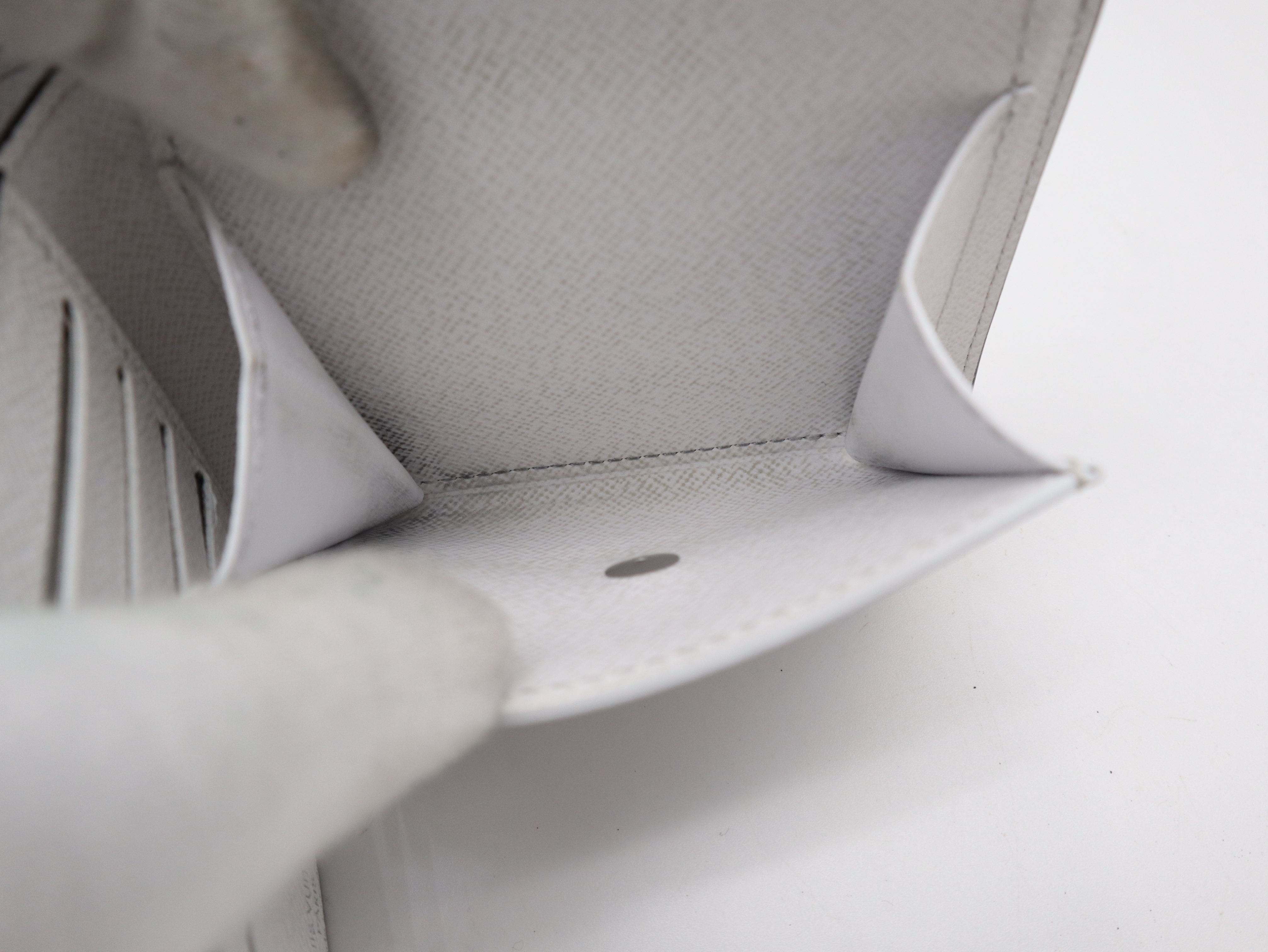 M28395 Taigarama Portefeuille Marco NM RFID-enabled wallet (tested and confirmed to work) — view 11