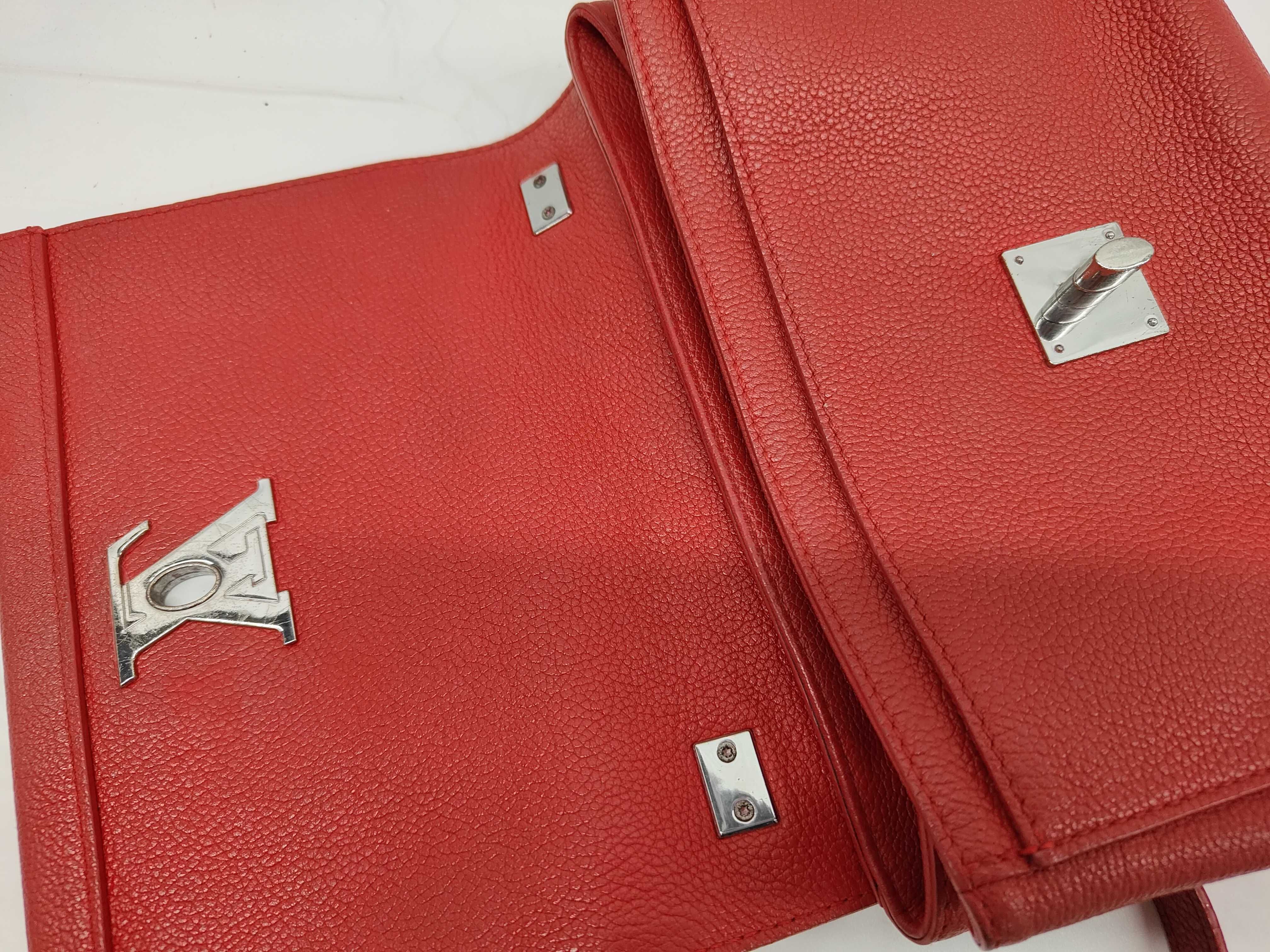 LV Logo Lockme 2BB M51202 DU3155 Red Shoulder Bag — view 8