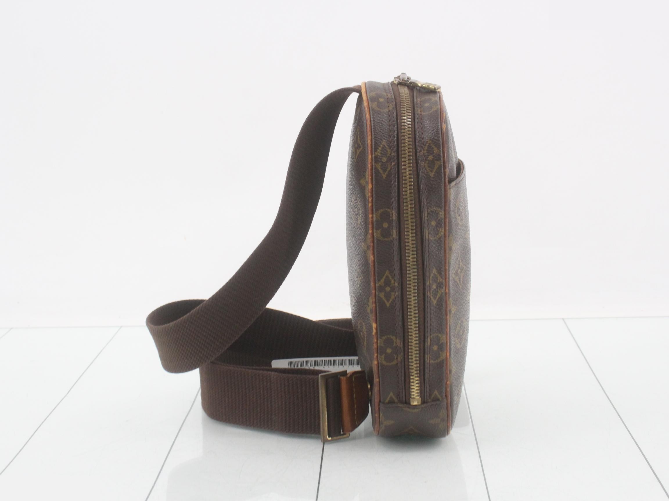 Pochette Gange — view 4