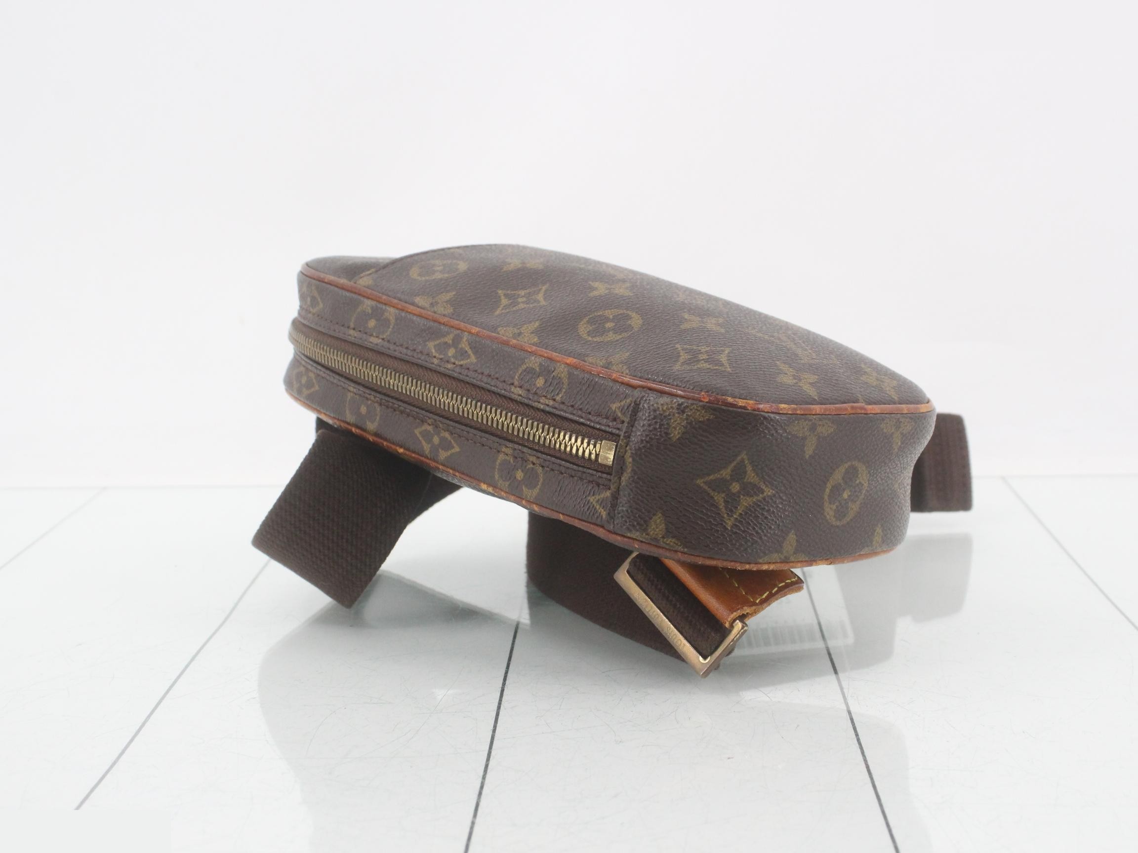 Pochette Gange — view 5