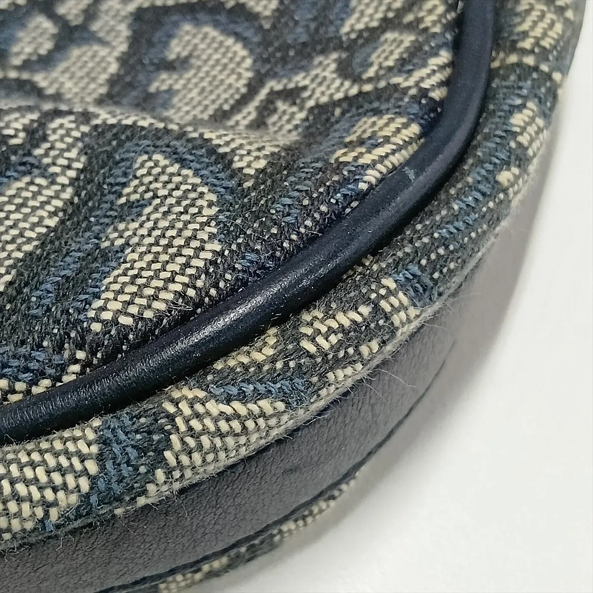 Trotter Canvas x Leather Shoulder Bag, Gray x Navy, Unsigned Guarantee Card — view 10