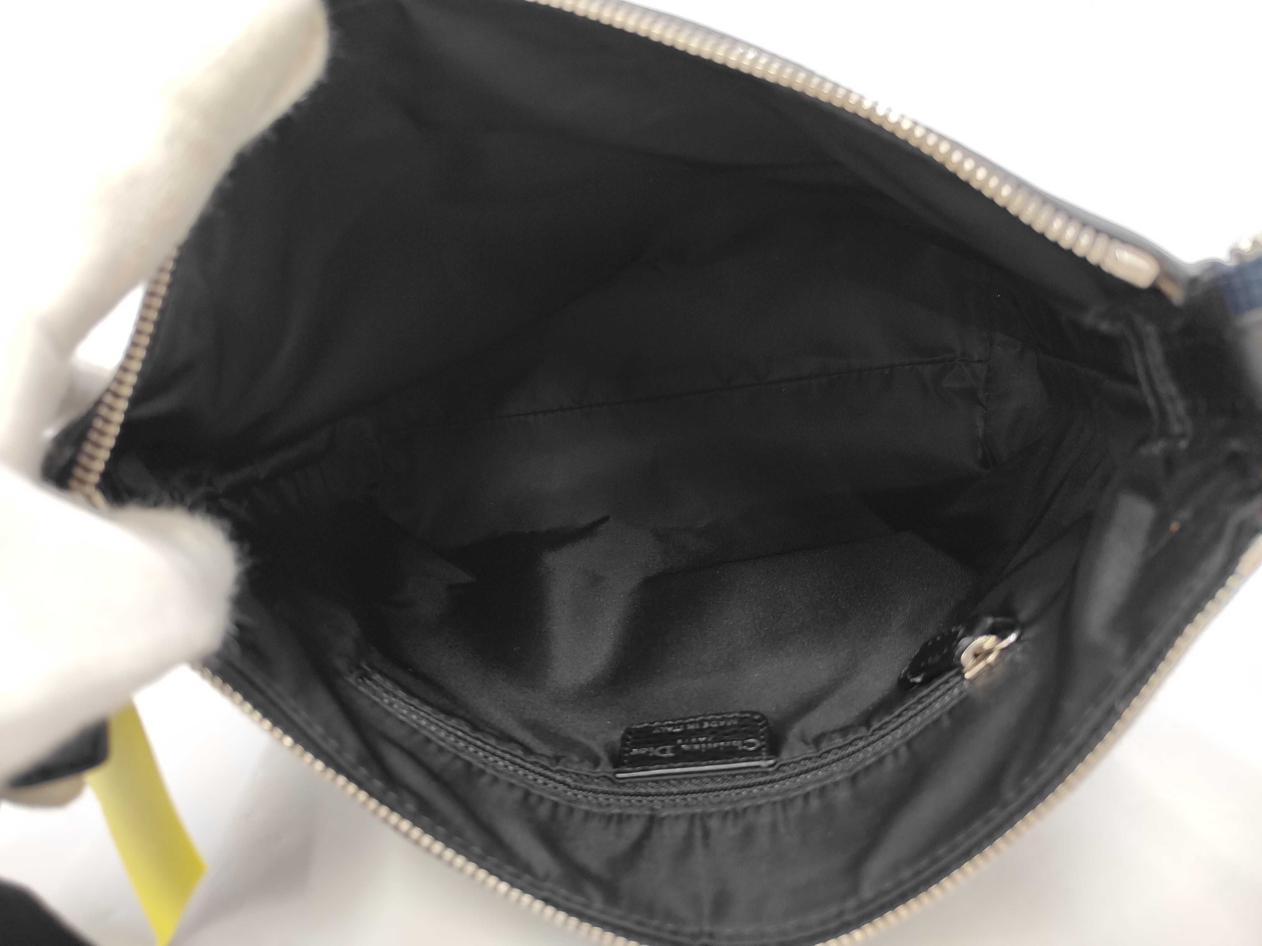 Trotter Canvas Shoulder Street Chic Tote Bag — view 9