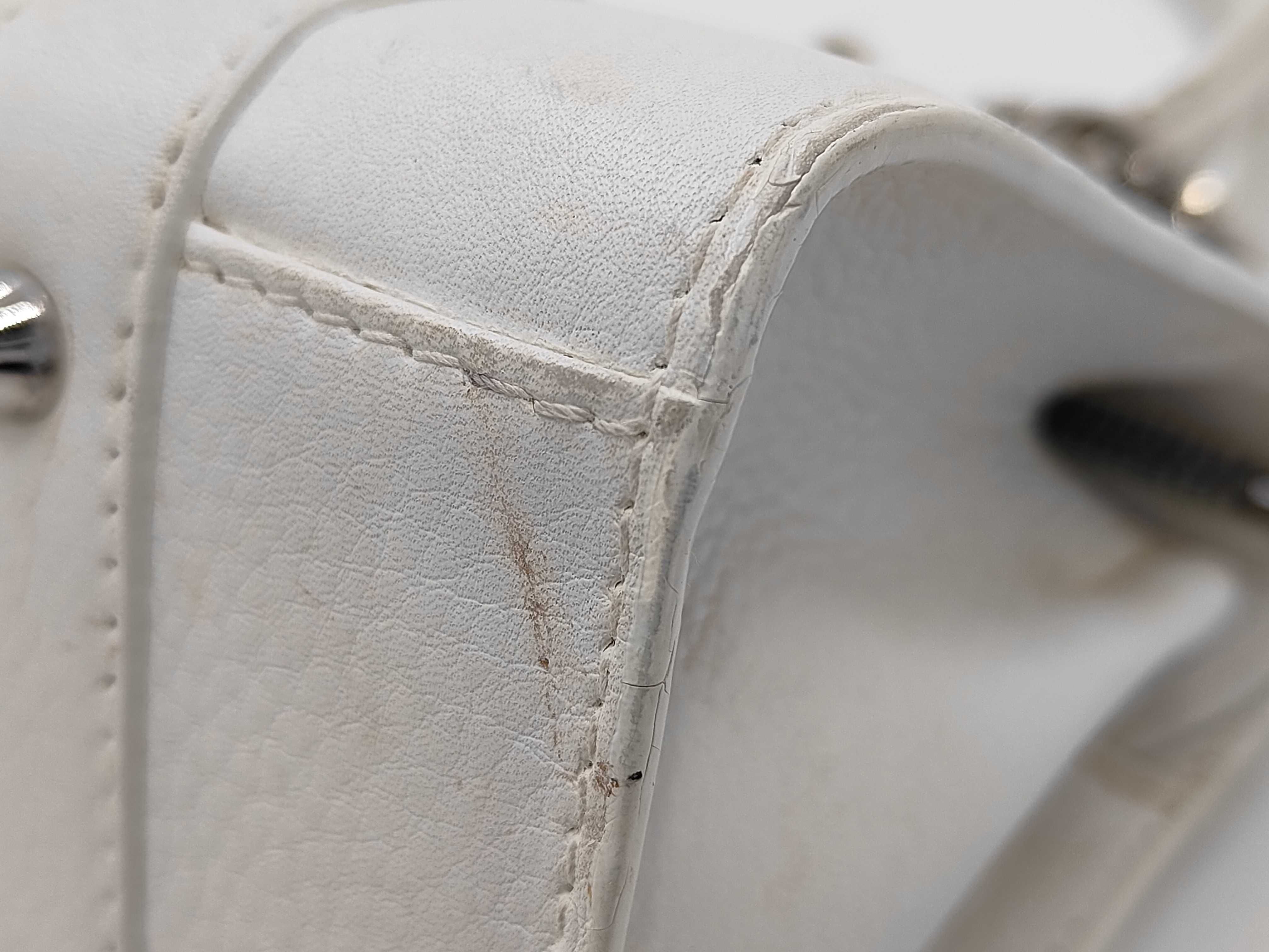 handbag — view 4