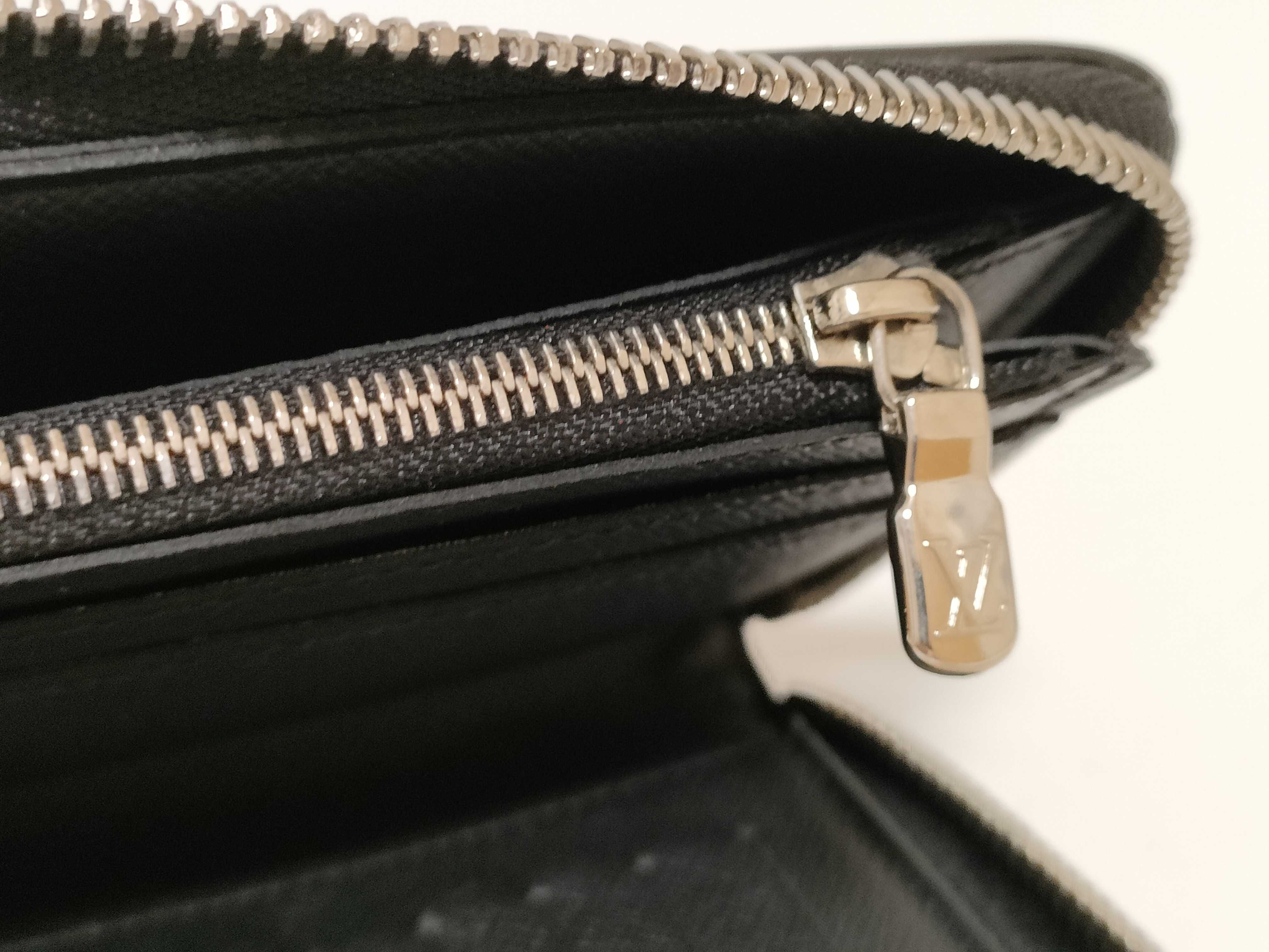 Epi Zippy Vertical Wallet with IC Tag and Silver Hardware (LM3210) — view 6