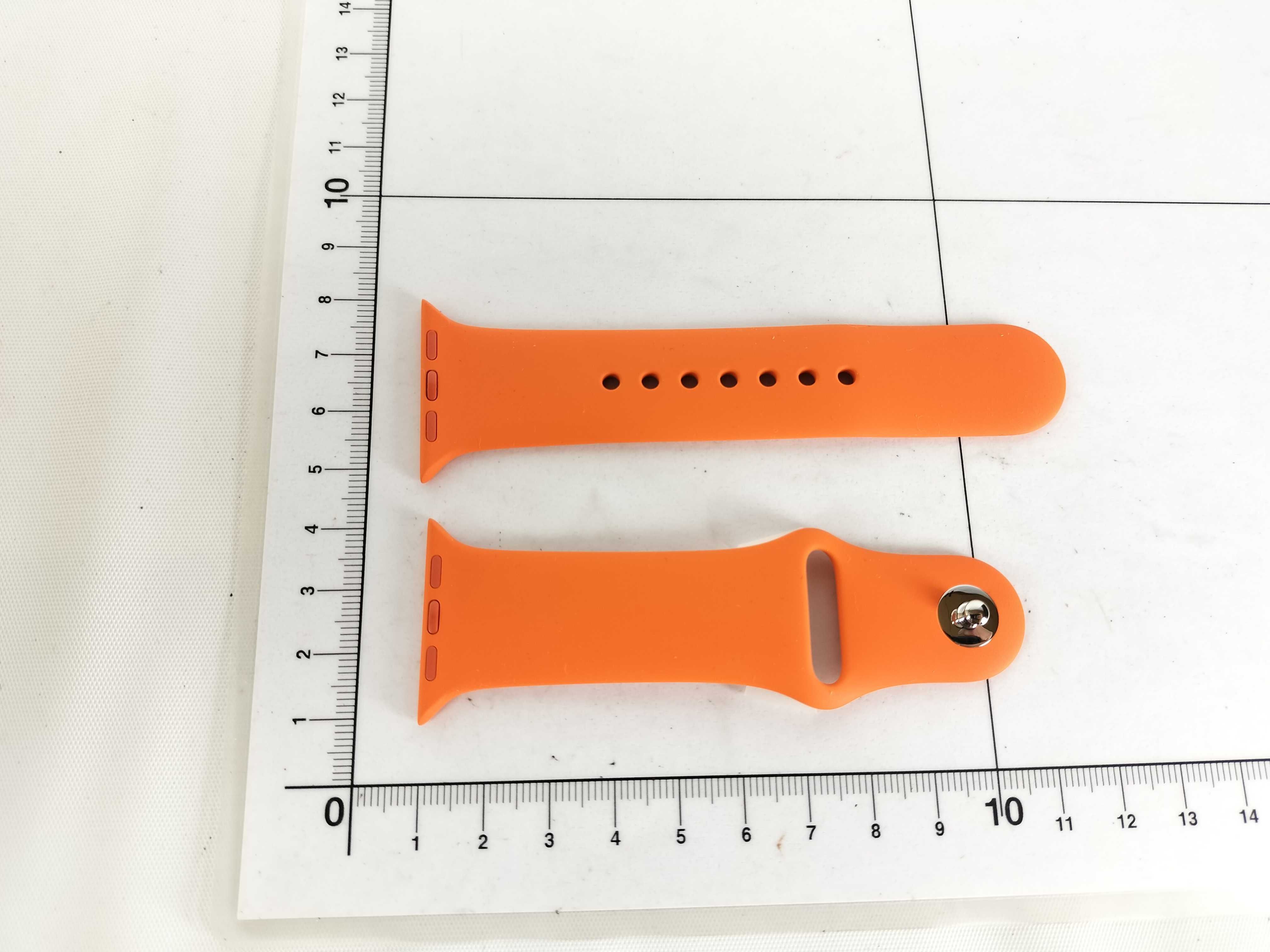Apple Watch strap and other accessories — view 7
