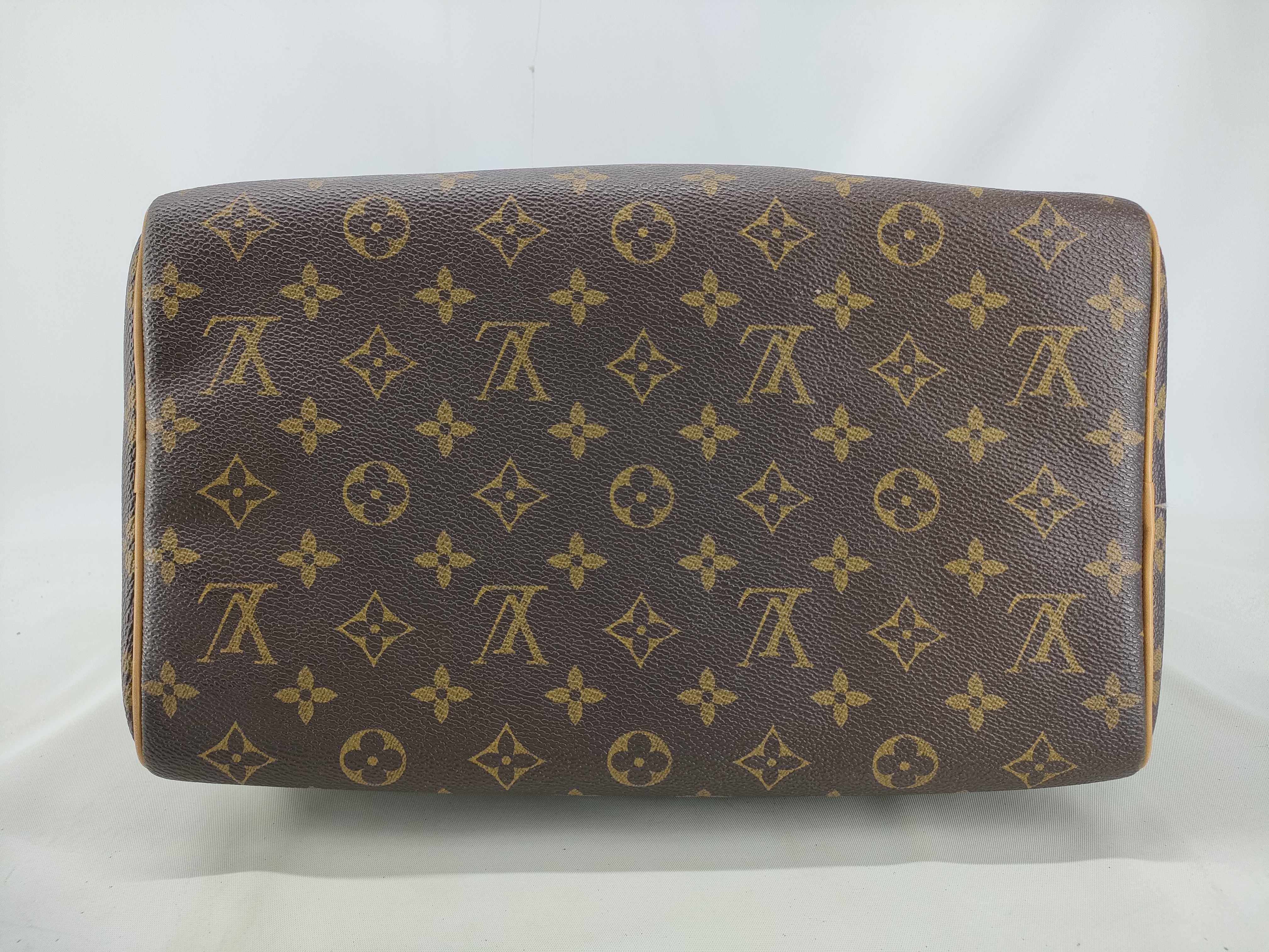 Monogram Louis Vuitton Monogram Speedy 30 Boston Bag — view 3