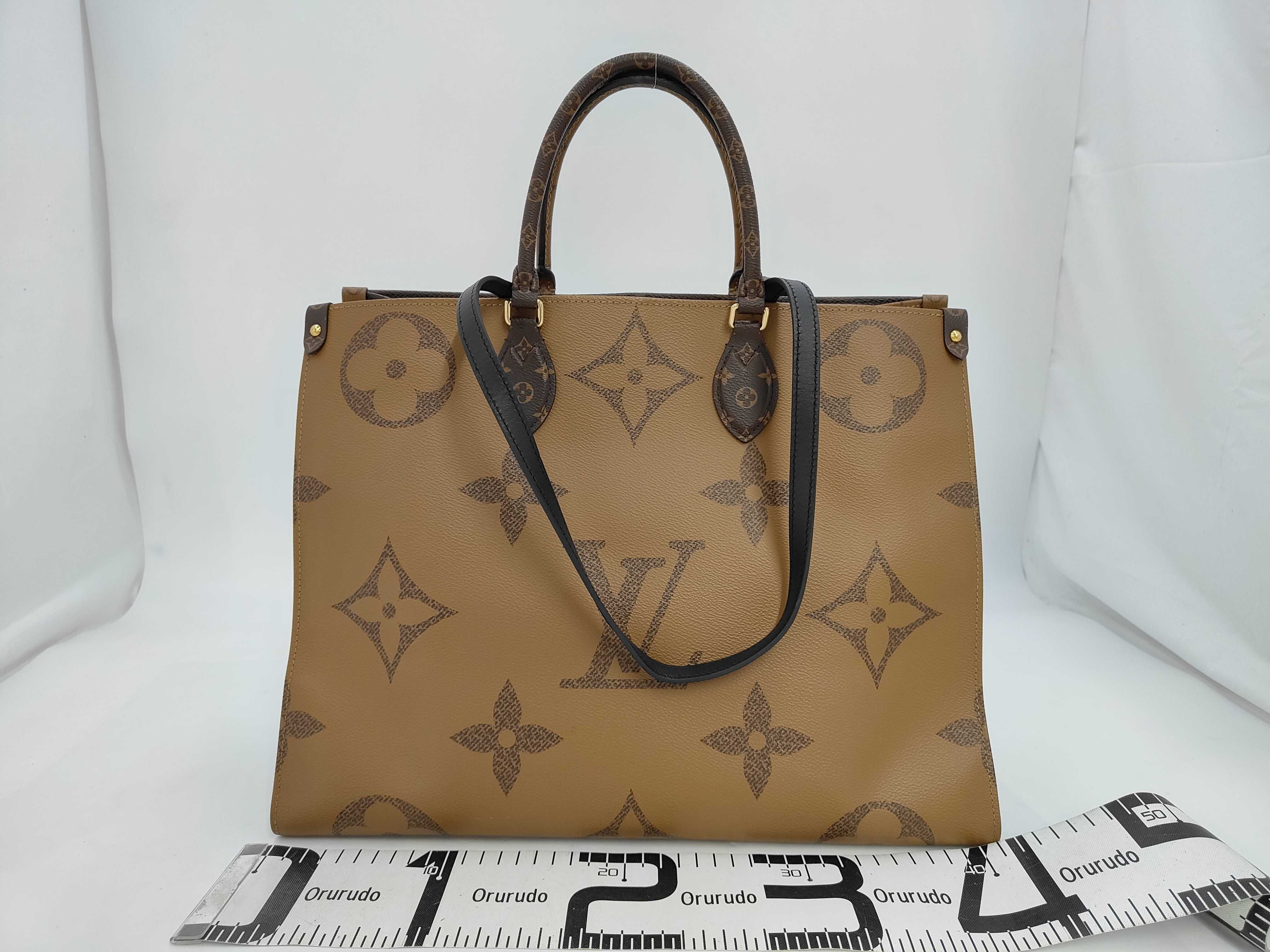 OnTheGo Brown x Caramel Monogram Large GM Chip Tote Bag — view 2