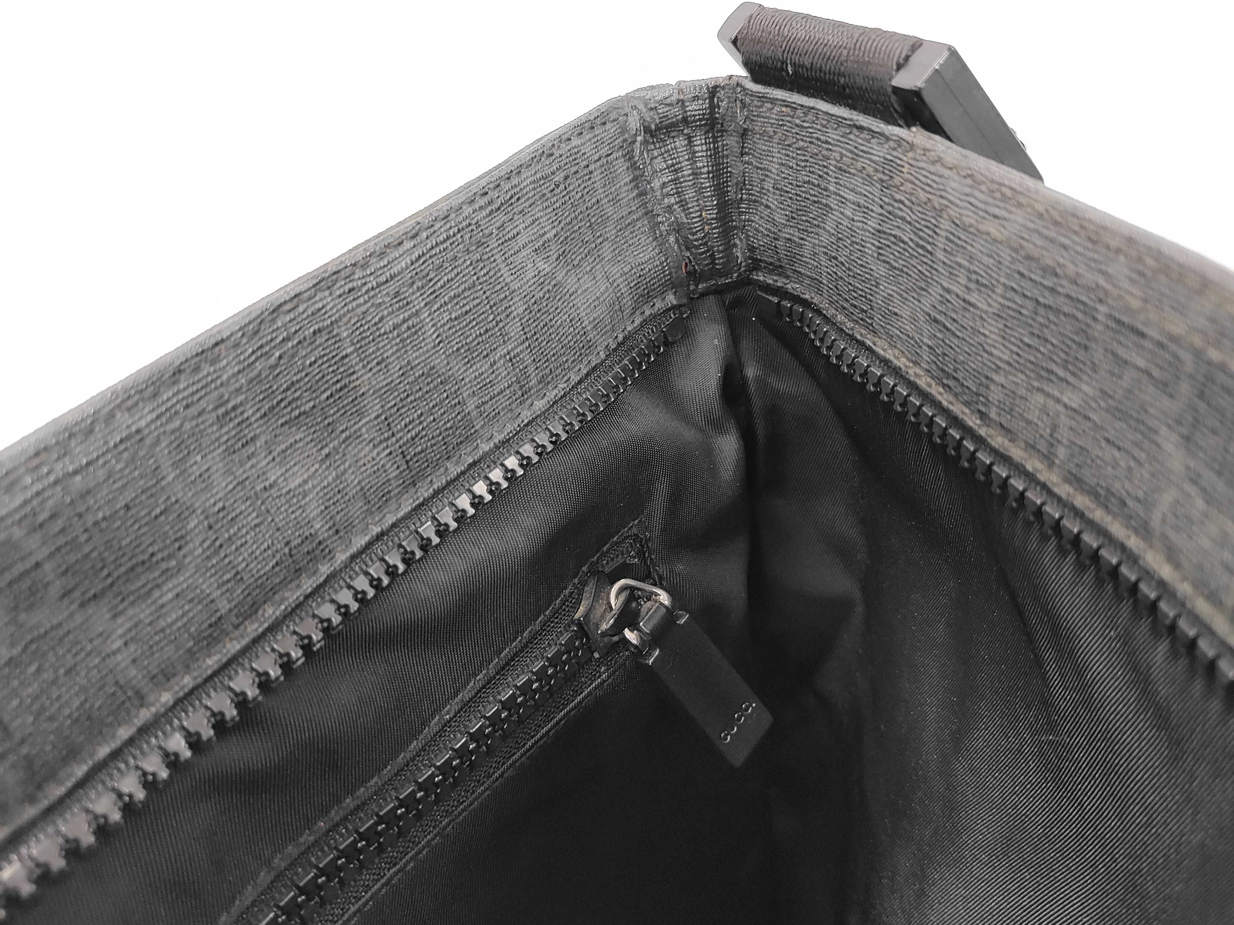 GG Supreme 162904 Shoulder Bag — view 11