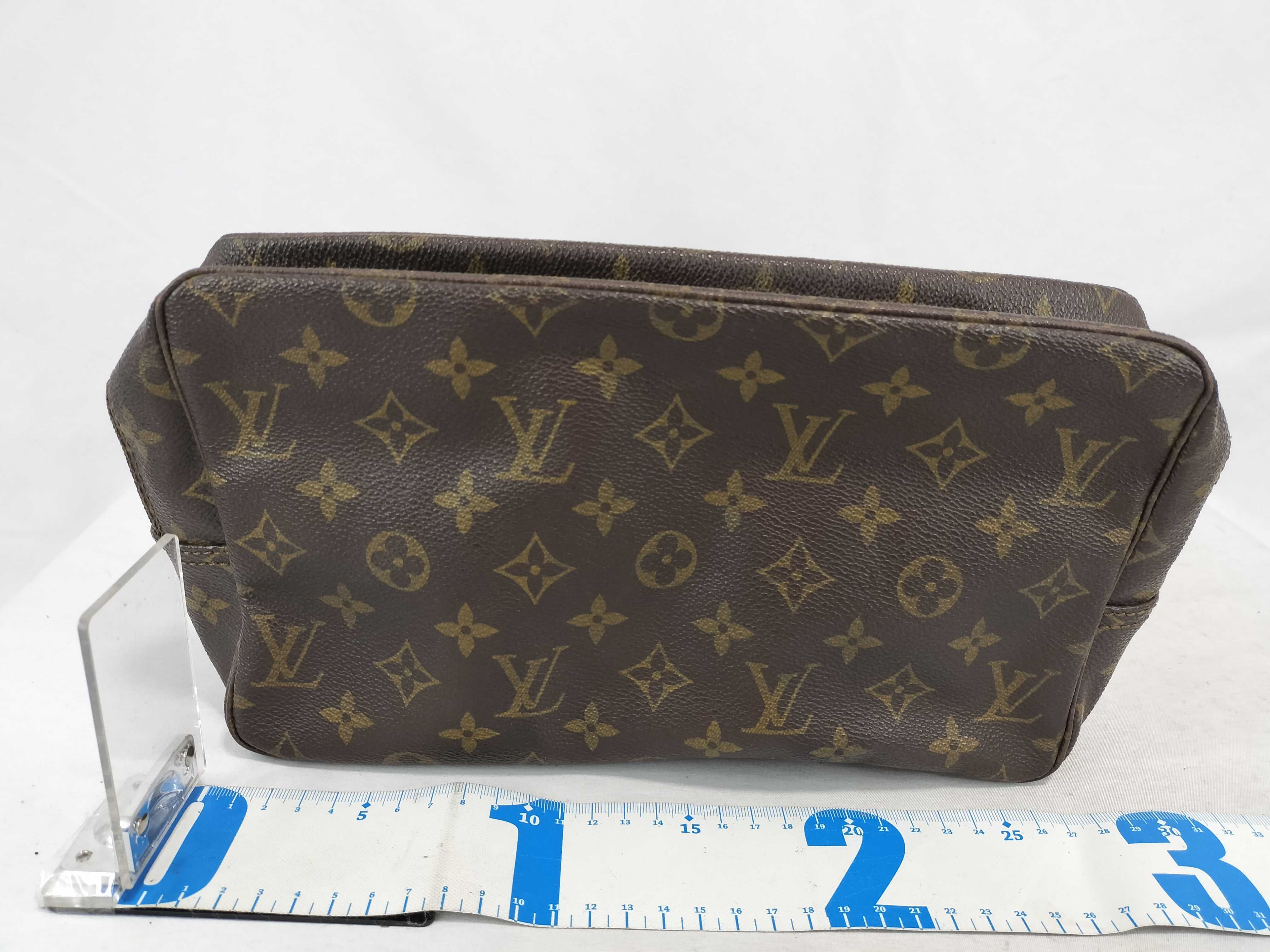 Monogram Louis Vuitton Trousses Toilette 28 Monogram M47522 Second Bag — view 2