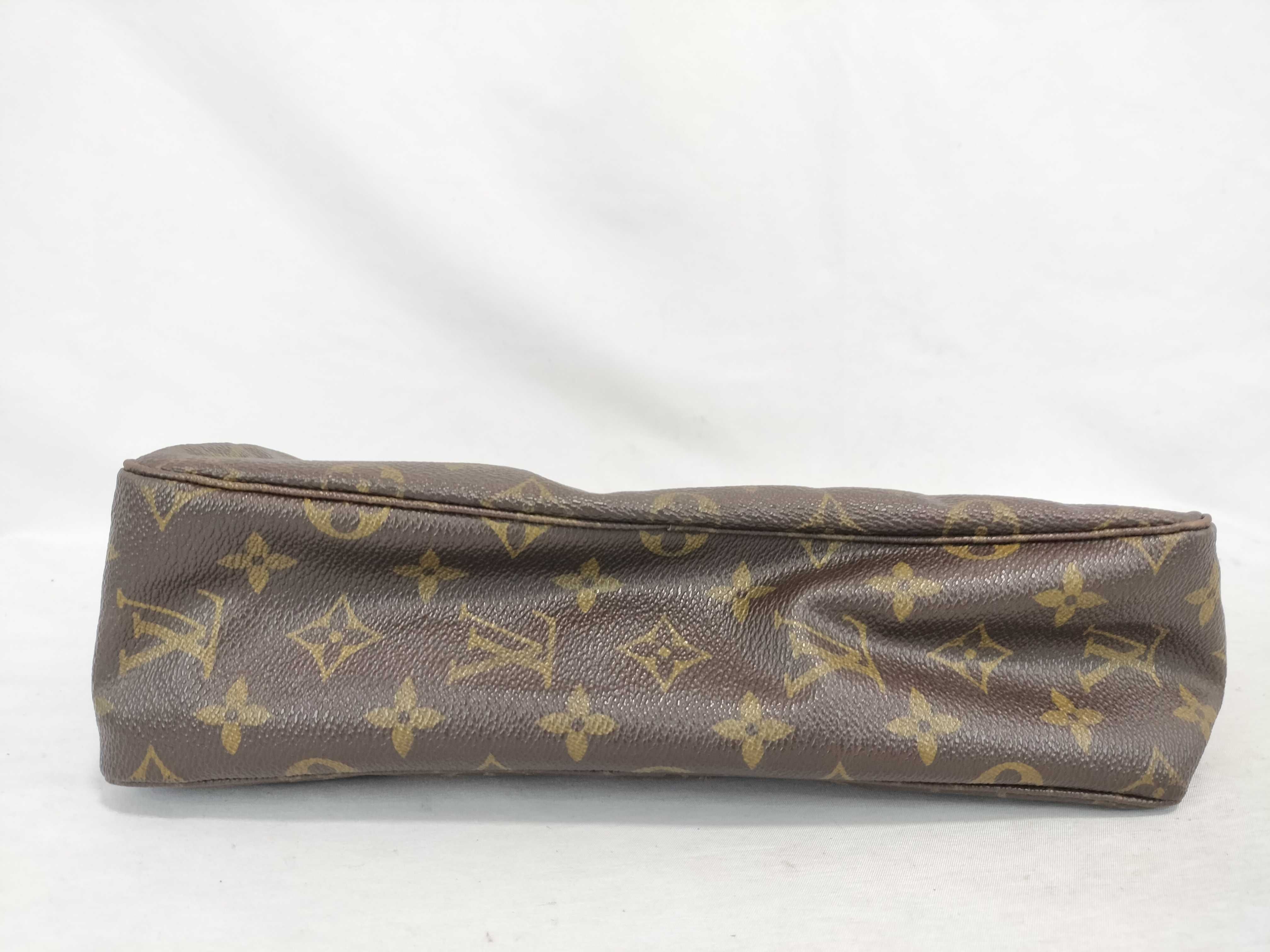 Monogram Louis Vuitton Trousses Toilette 28 Monogram M47522 Second Bag — view 5