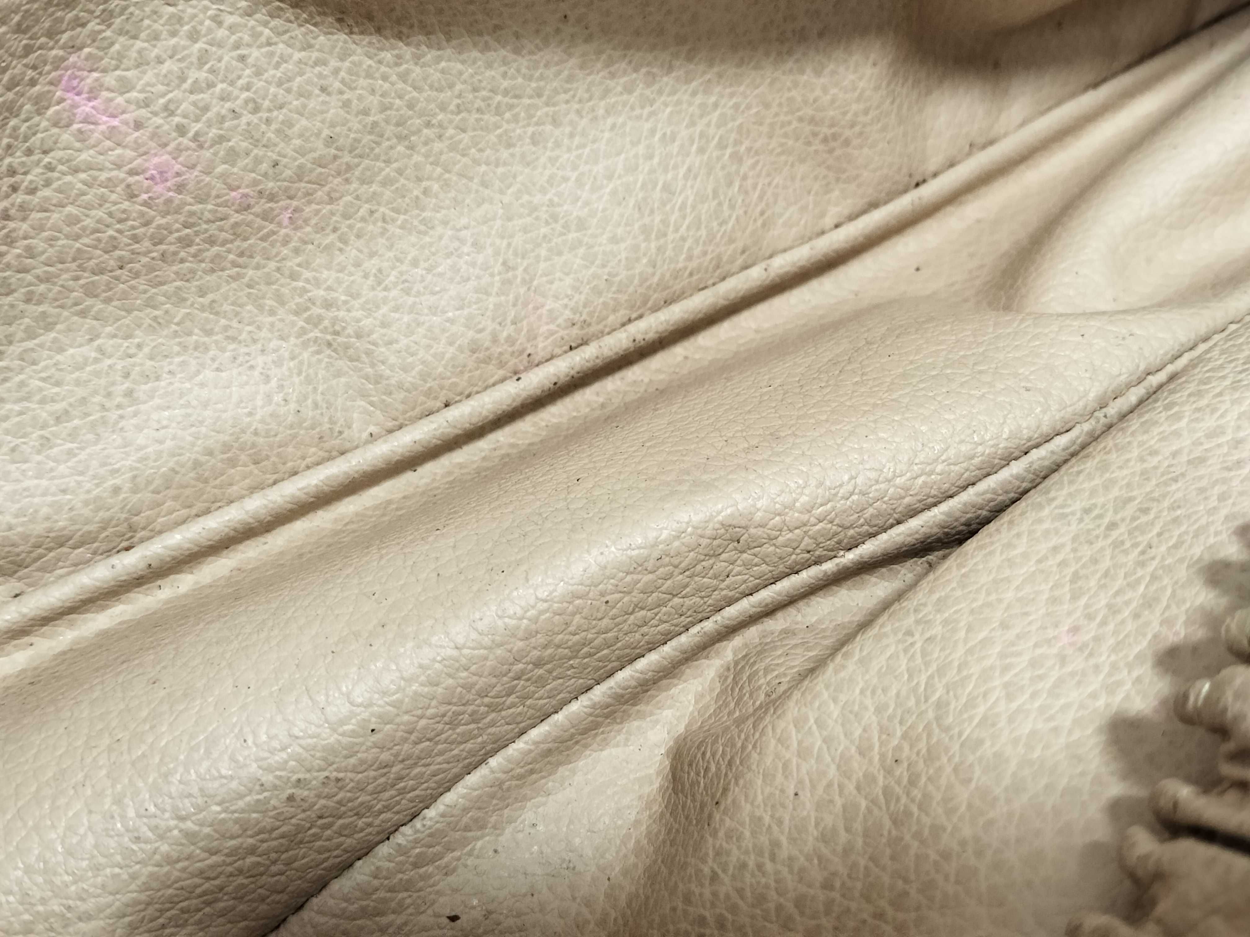 Monogram Louis Vuitton Trousses Toilette 28 Monogram M47522 Second Bag — view 10