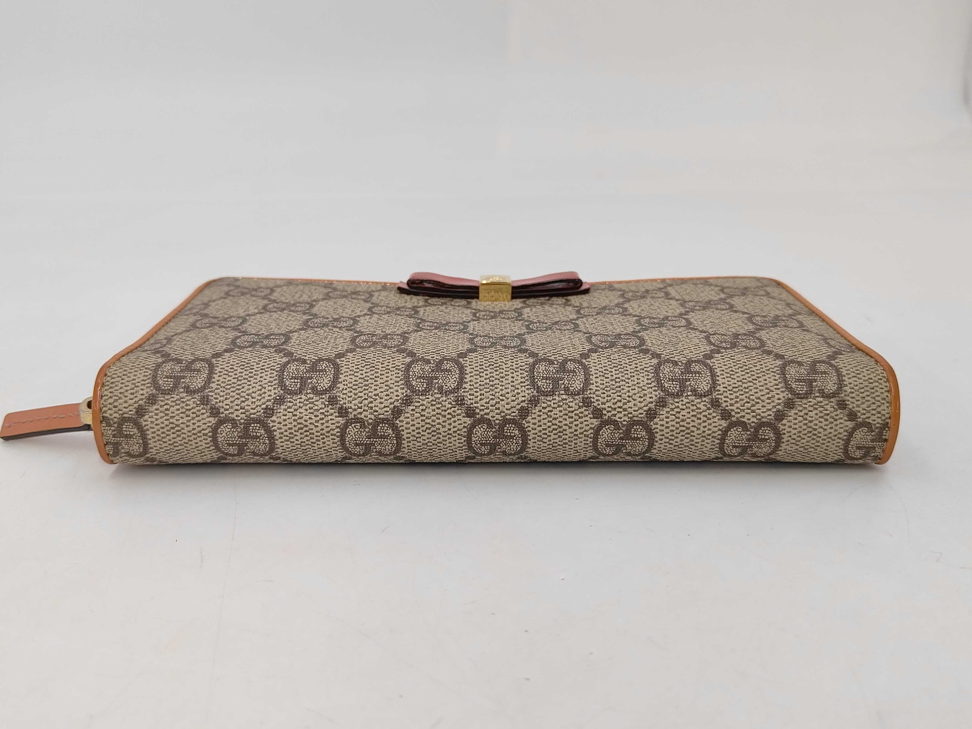 GG Supreme Bow Long Wallet, Round PVC, Brown x Pink, 388680 (Wallet) — view 3