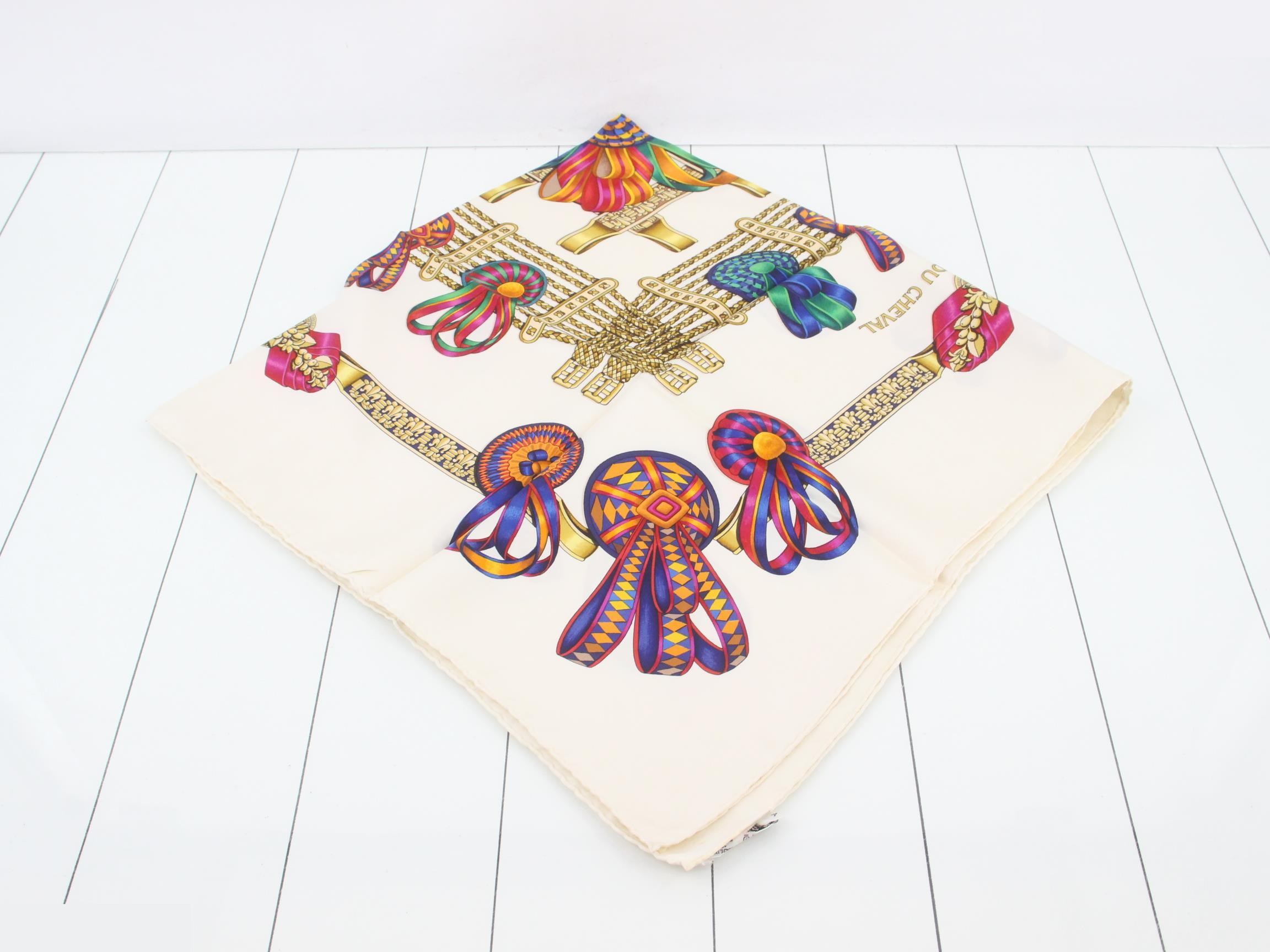 Carre 90, horse ribbon embellishment, 100% silk, white, with tag. — view 2
