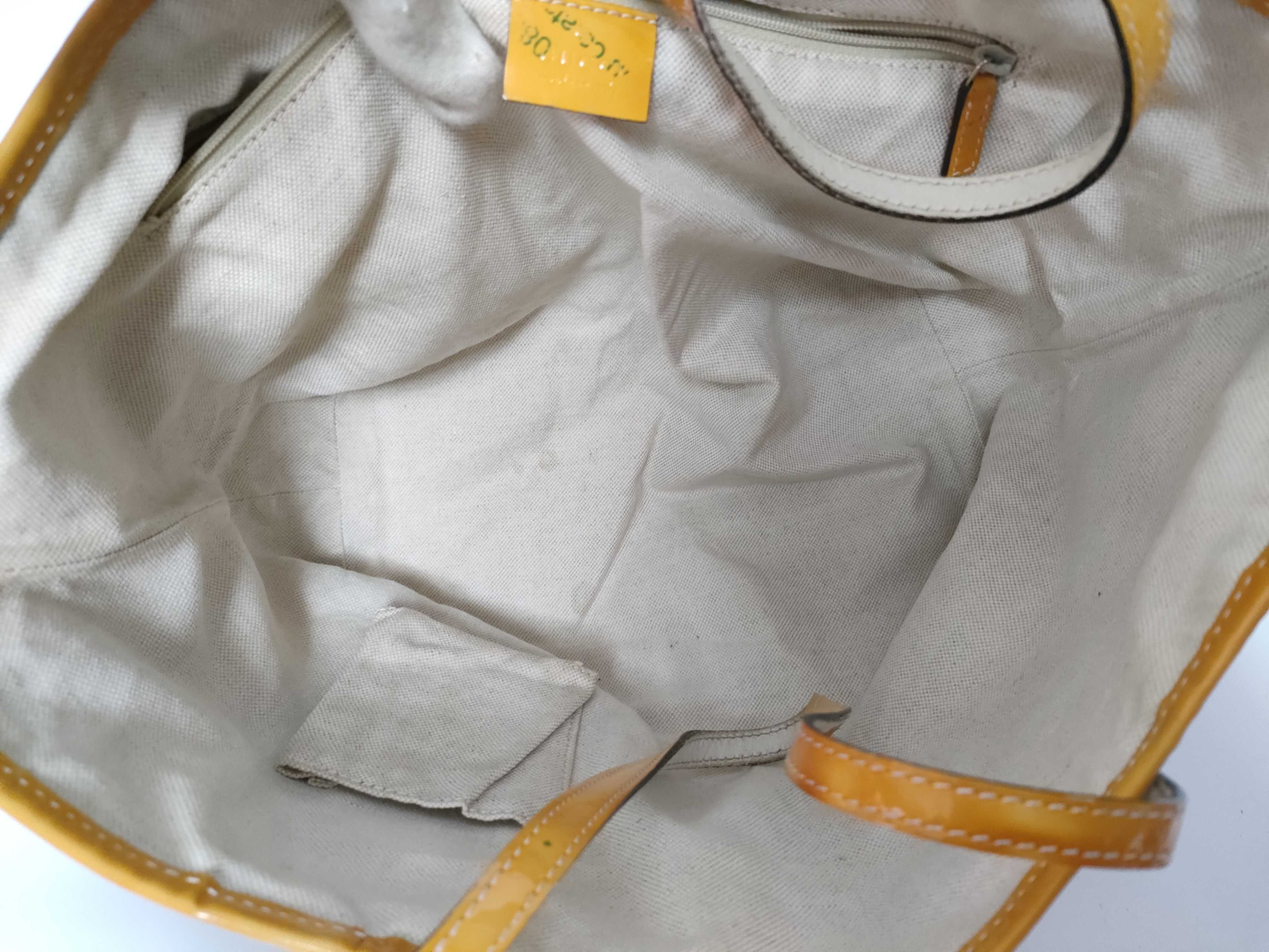 GG Canvas Jacquard Three-Color Tote Bag — view 10
