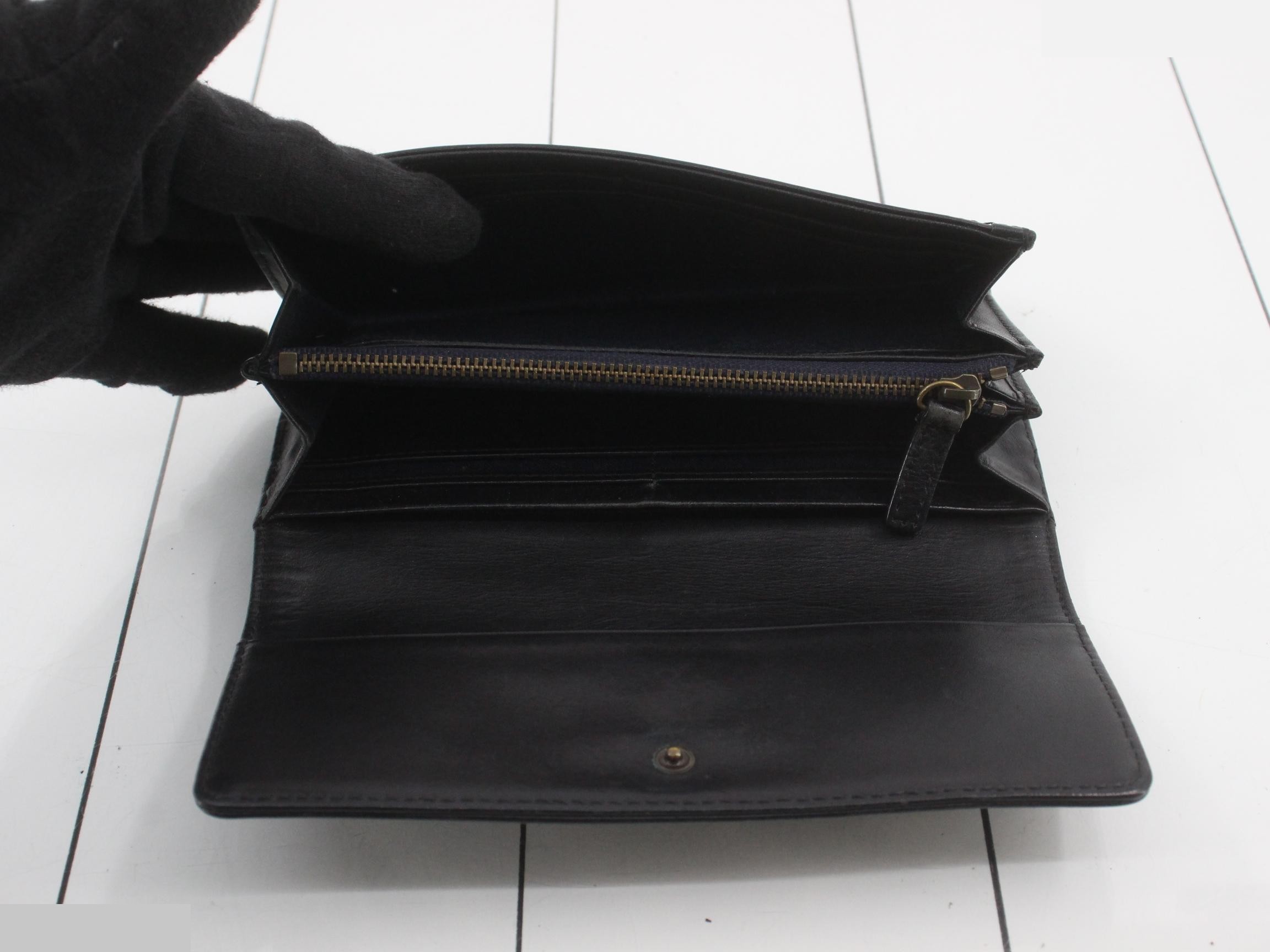 wallet — view 4